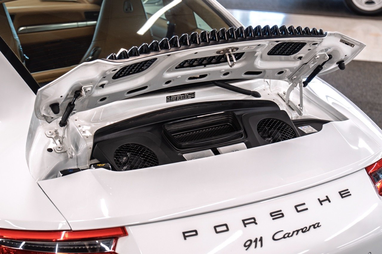 White_Porsche_23 Large.jpeg