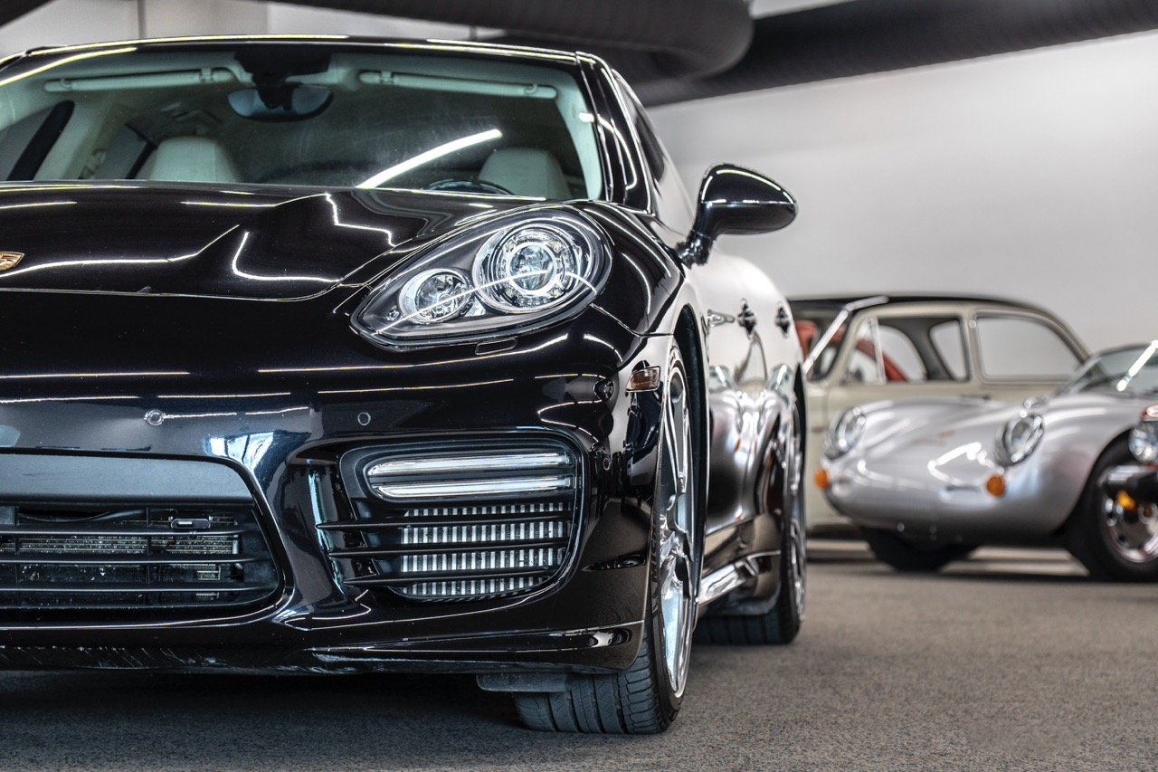 Porsche_Turbo_S_09 Large.jpeg