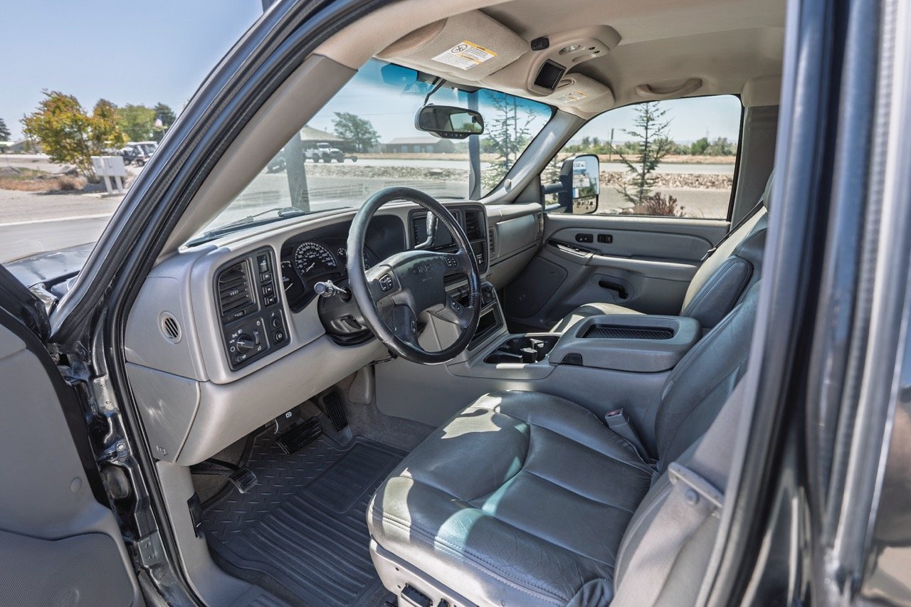 GMC_Sierra_Limited_09.jpeg