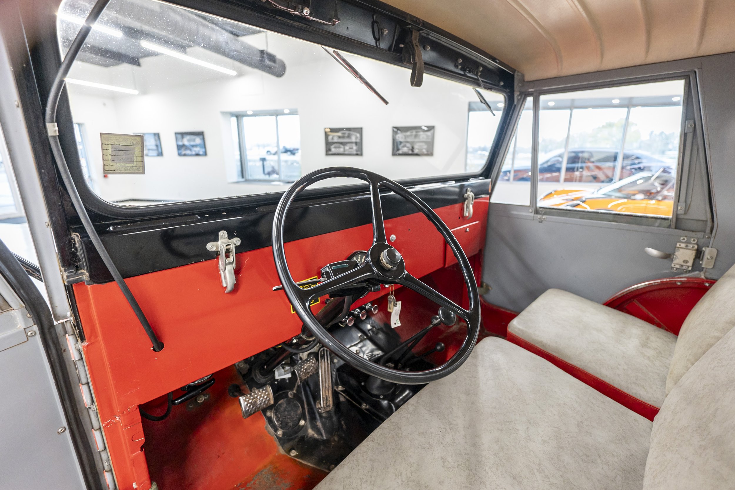 Vintage_Jeep_16.jpg