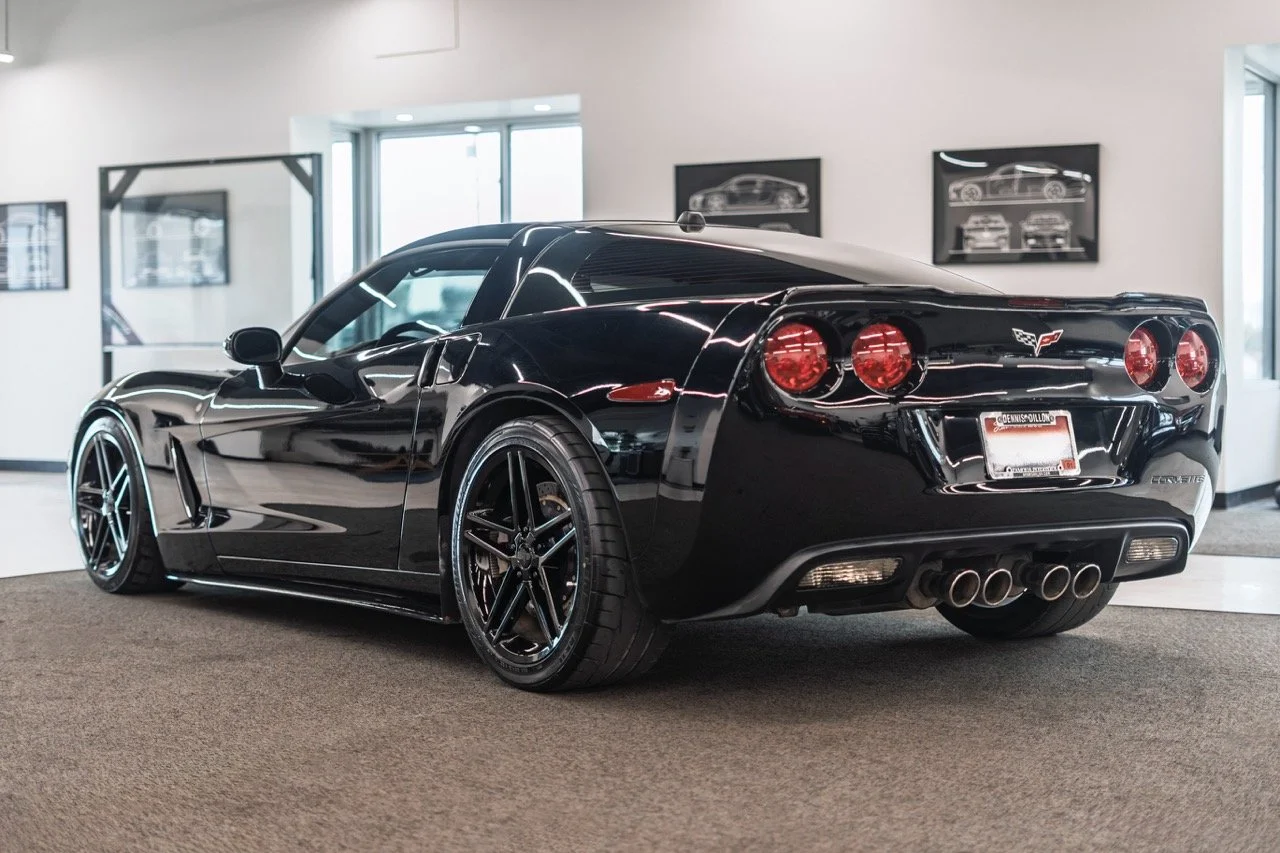 2005_Corvette_07.jpeg