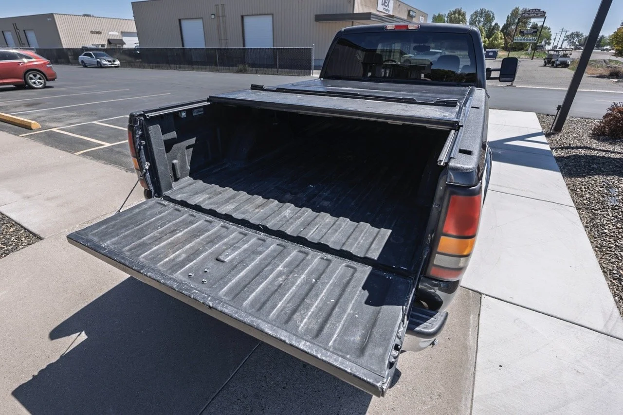 GMC_Sierra_Limited_18.jpeg