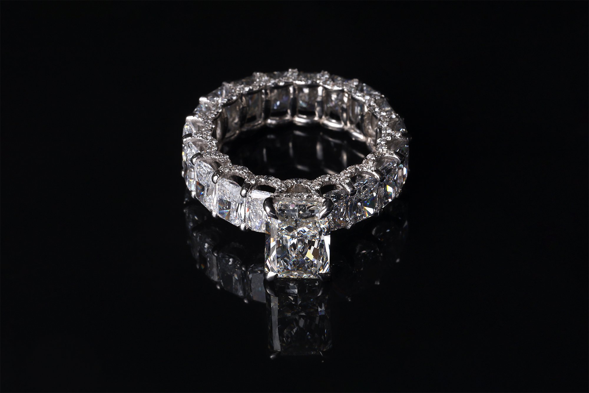 Ring Front 2 B web.jpg
