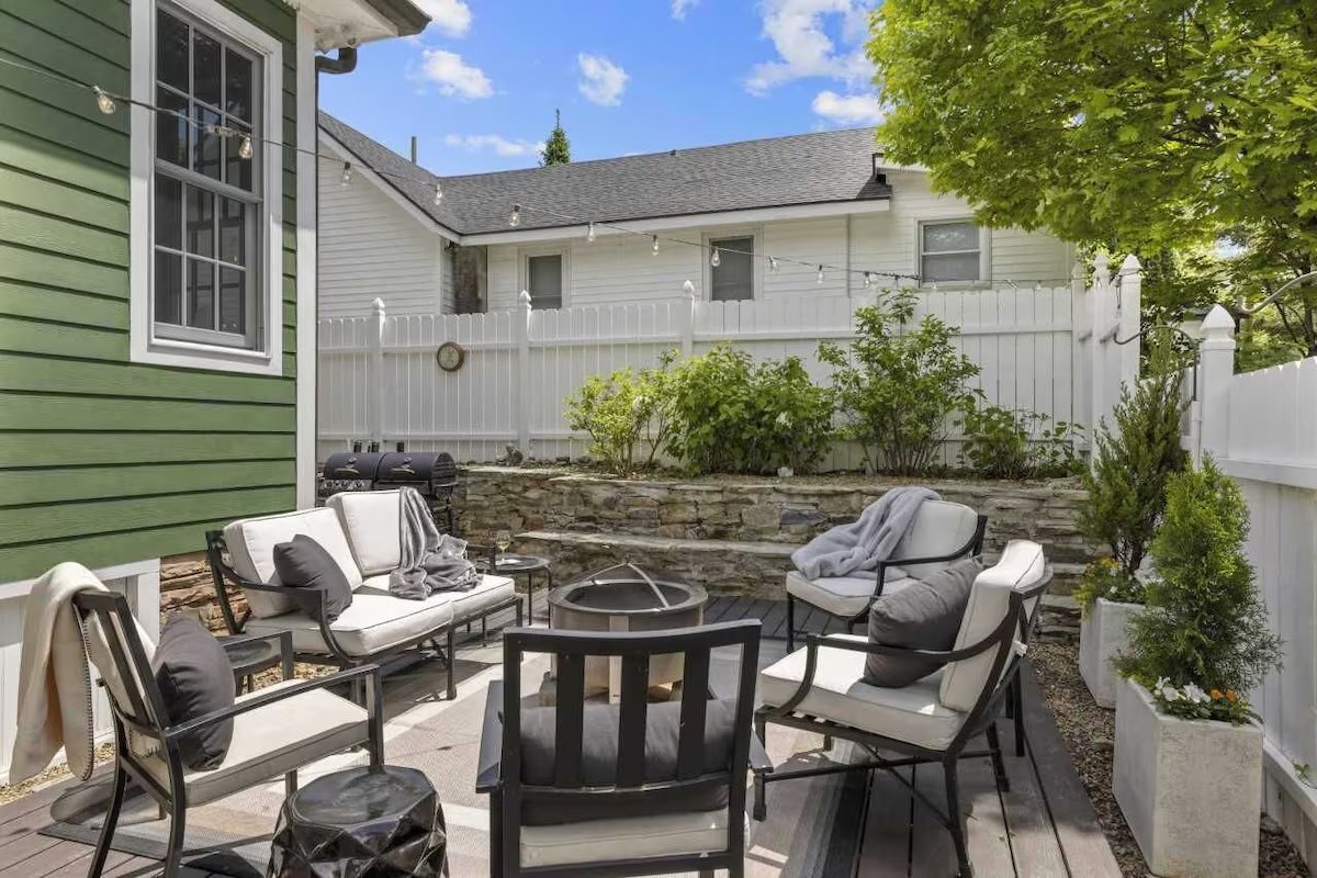 Lower Deck with Hot Tub/Firepit/Seating