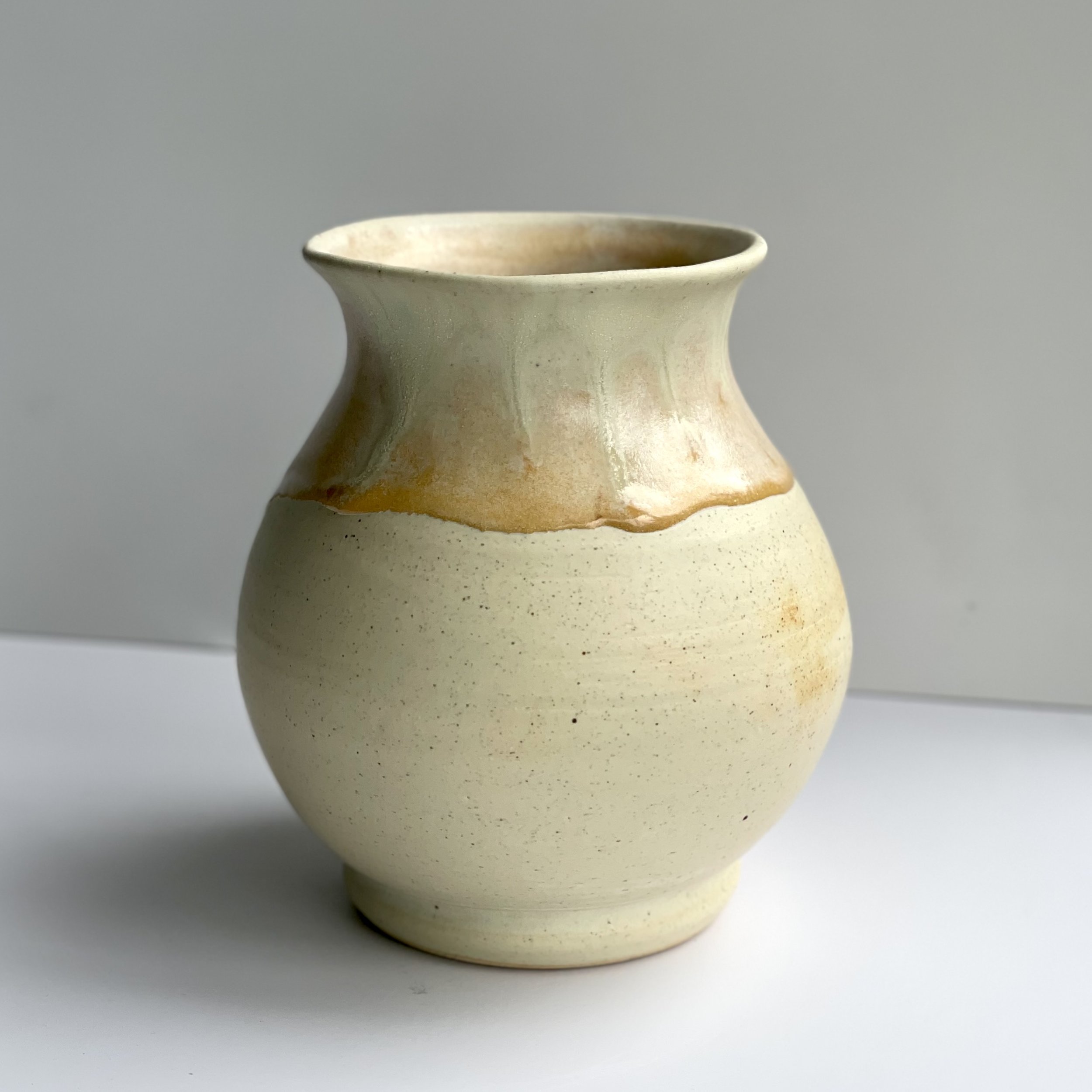 Classic Creamy Matte Vase