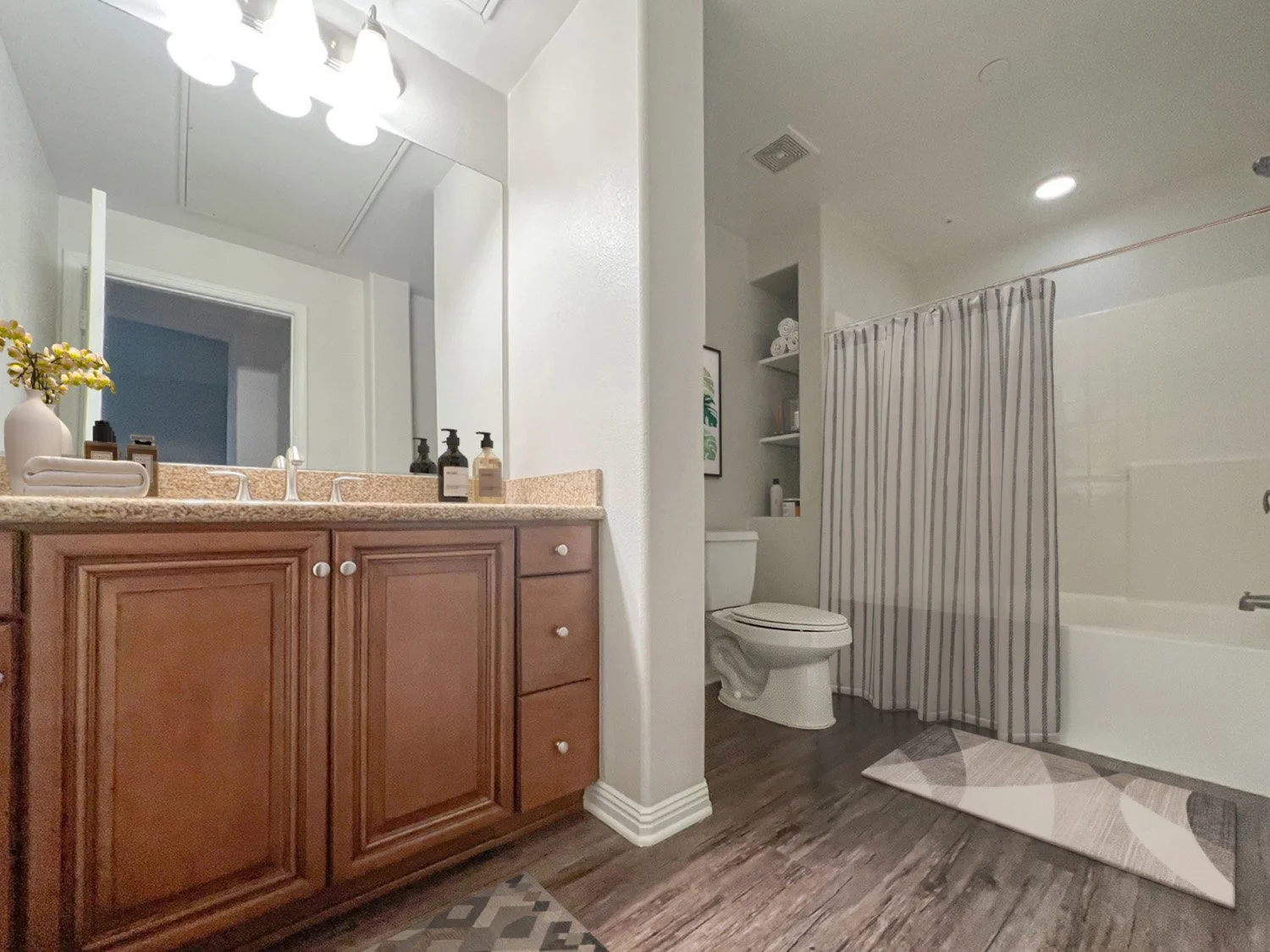 Bathroom in 1x1 Unit