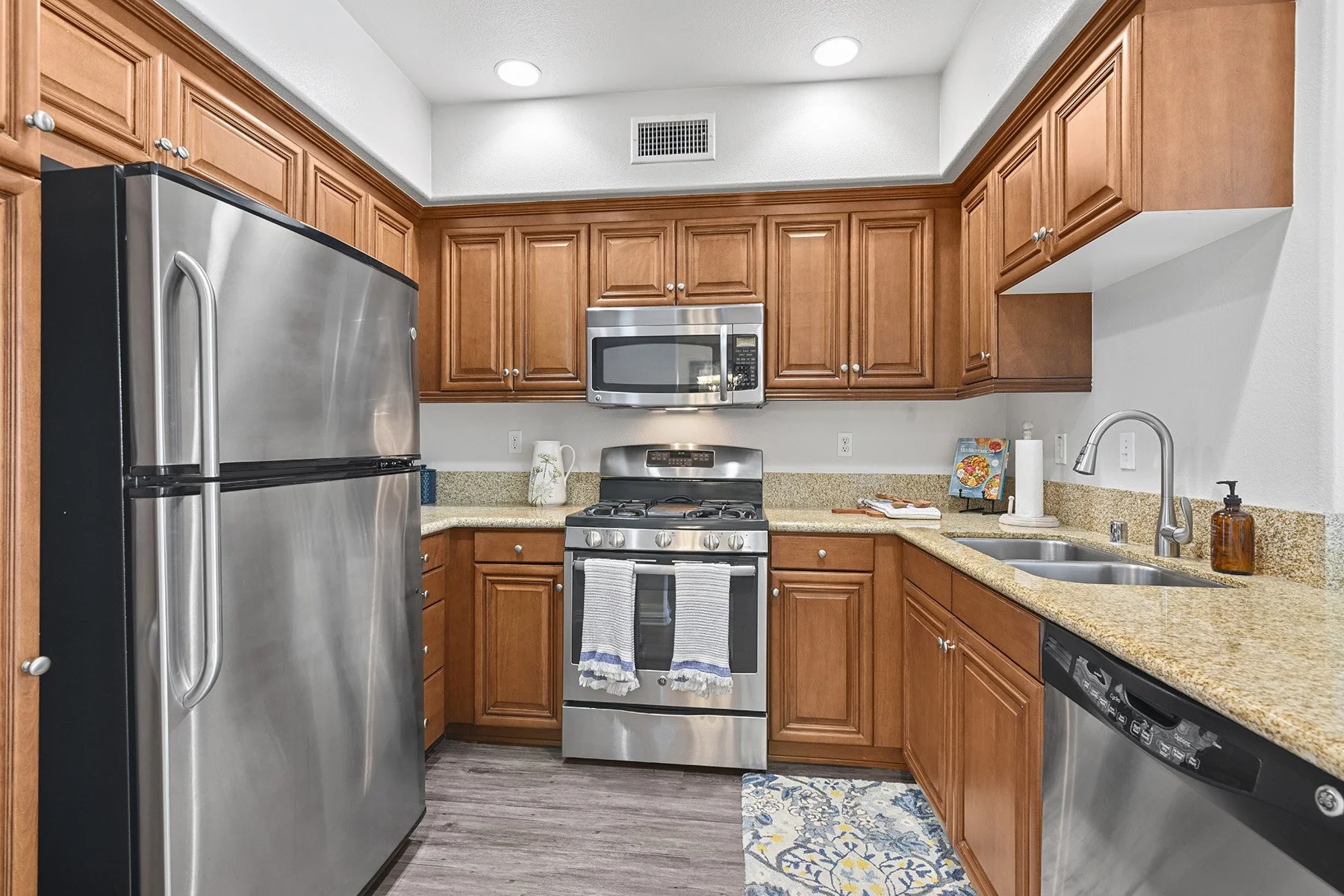 Kitchen in 2x2 Unit