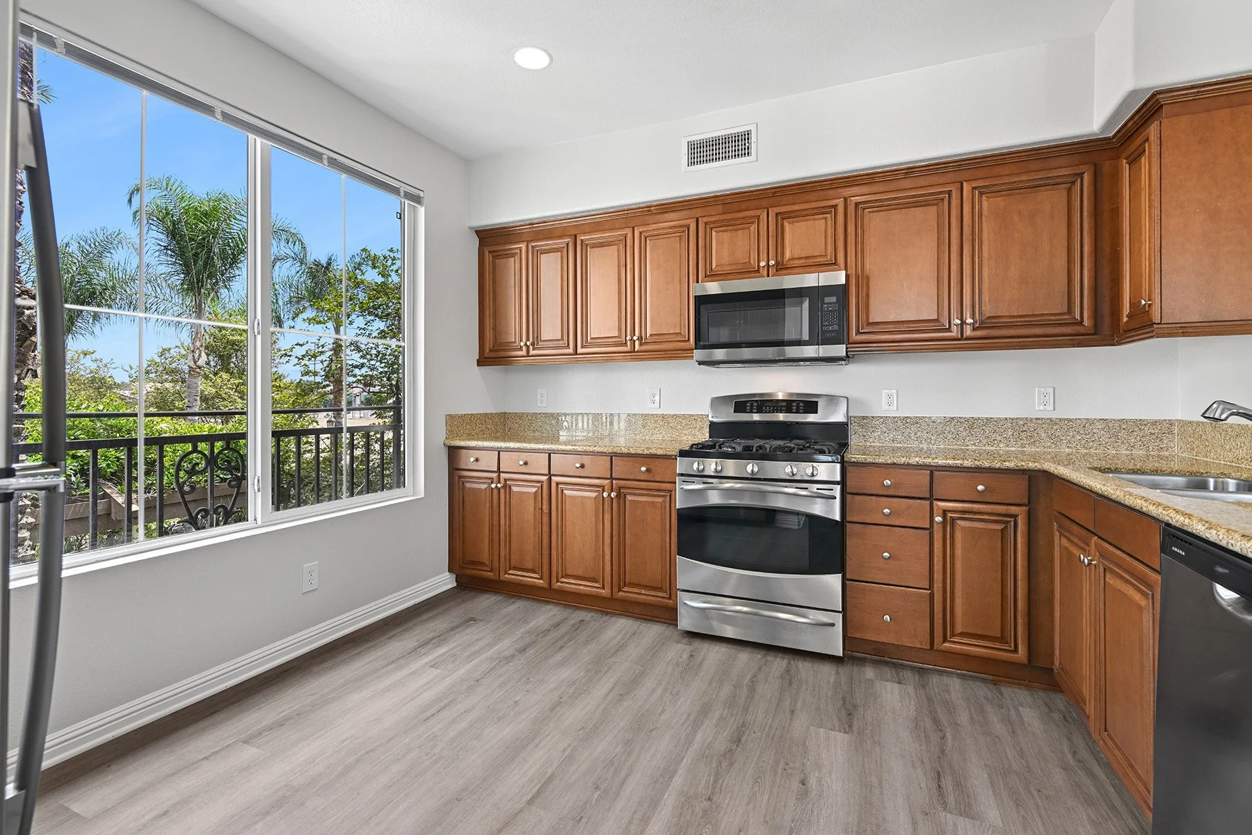 Kitchen in 3x2 Unit