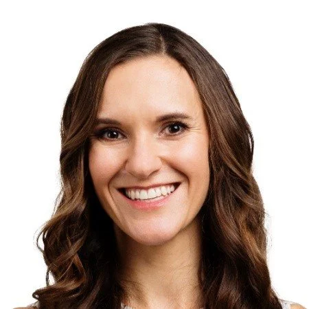 Zoe Wallis photo.jfif