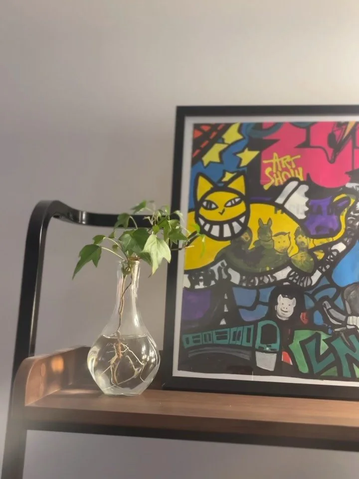 ZooArtShow vibes ... Took the poster home and bombed it with the graffs I loved the most from the exhibition. One of a kind now.

#ZooArtShow #GraffitiArt #StreetArtParis