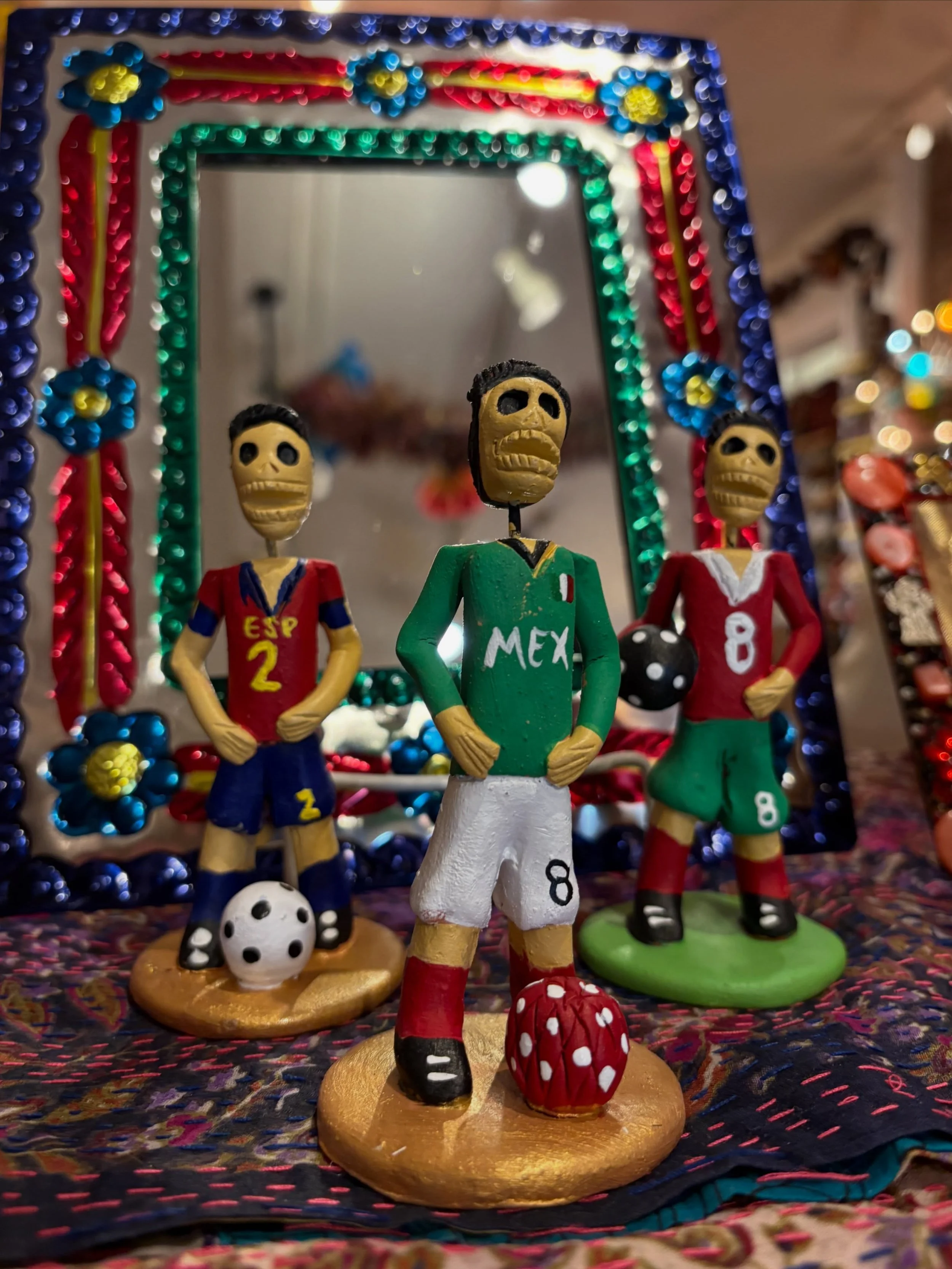 ⚽️ Ready for the big games tomorrow?
If you&rsquo;re heading down to Headhouse Plaza for the Soccer on South community watch party tomorrow, make sure to kick off your day with some shopping! We&rsquo;ll be open from 11 AM to 7 PM, so pop in, say hol