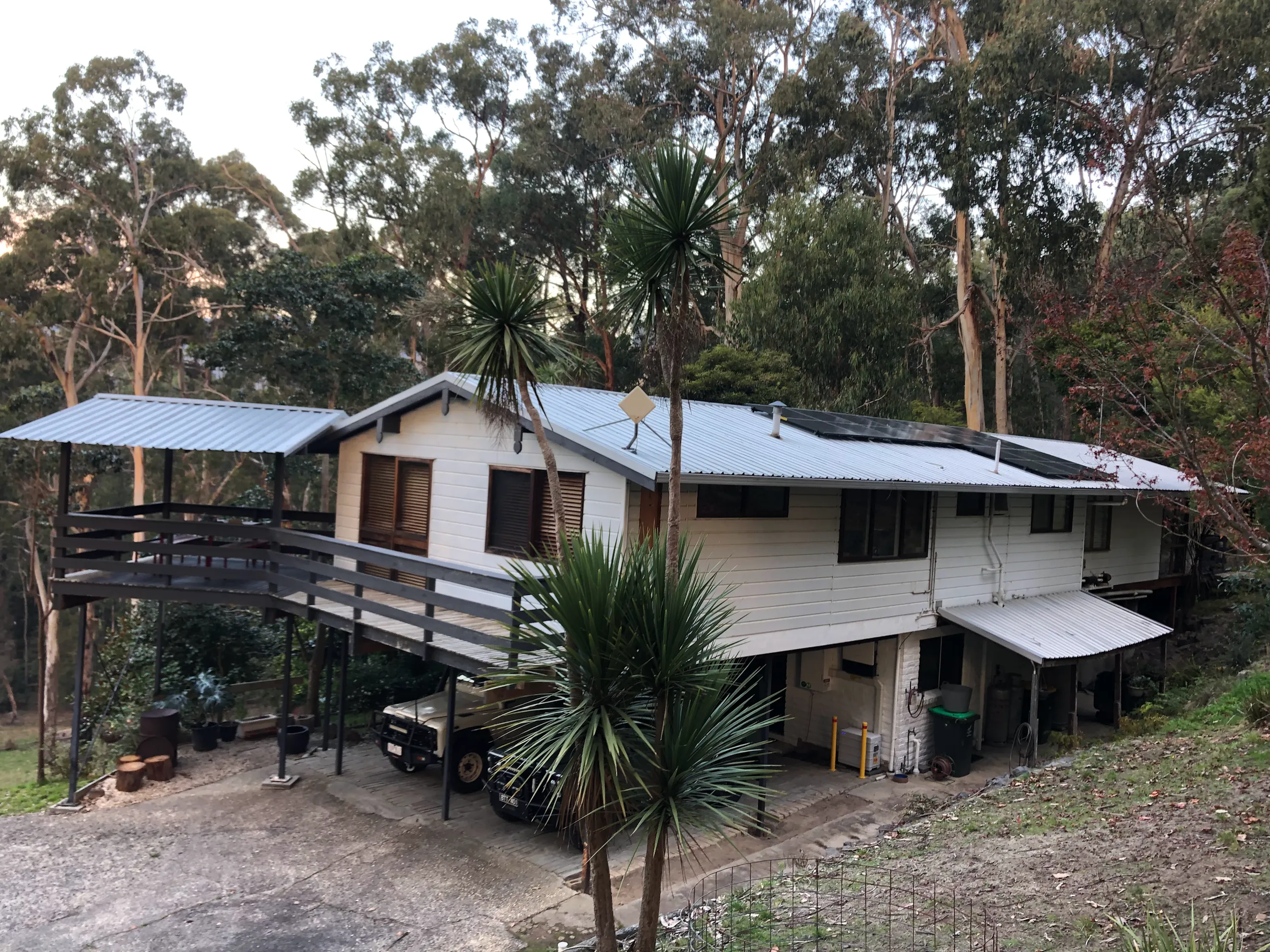 Geoff Saves $1,900 a Year with an 8.8kW Solar and Battery System