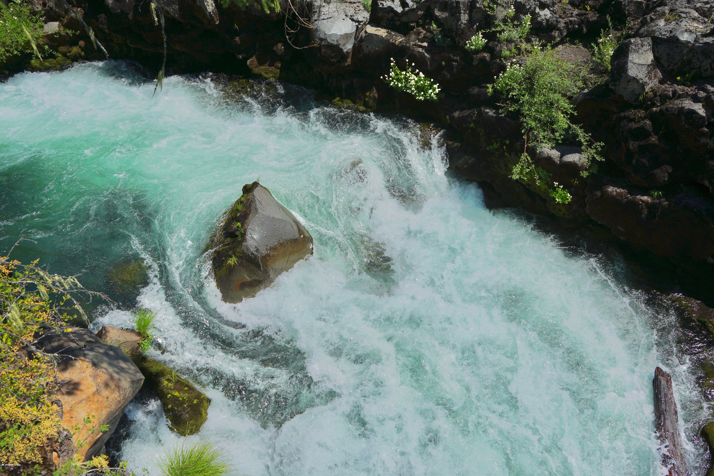 Rogue River Natural Bridge, Oregon