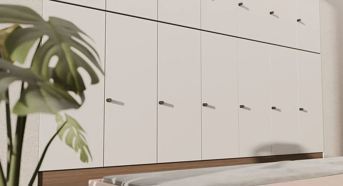 Locker booking for hybrid workplaces