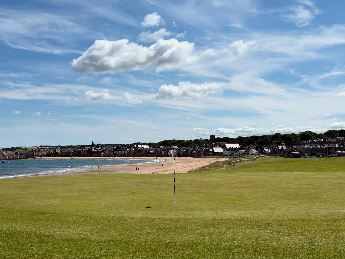 Round 19 at North Berwick Golf Club. Commonly known as the West Links, is a highly-regarded Scottish links course. It&rsquo;s renowned for its stunning views, challenging layout, and unique features like walls running through fairways and blind shots