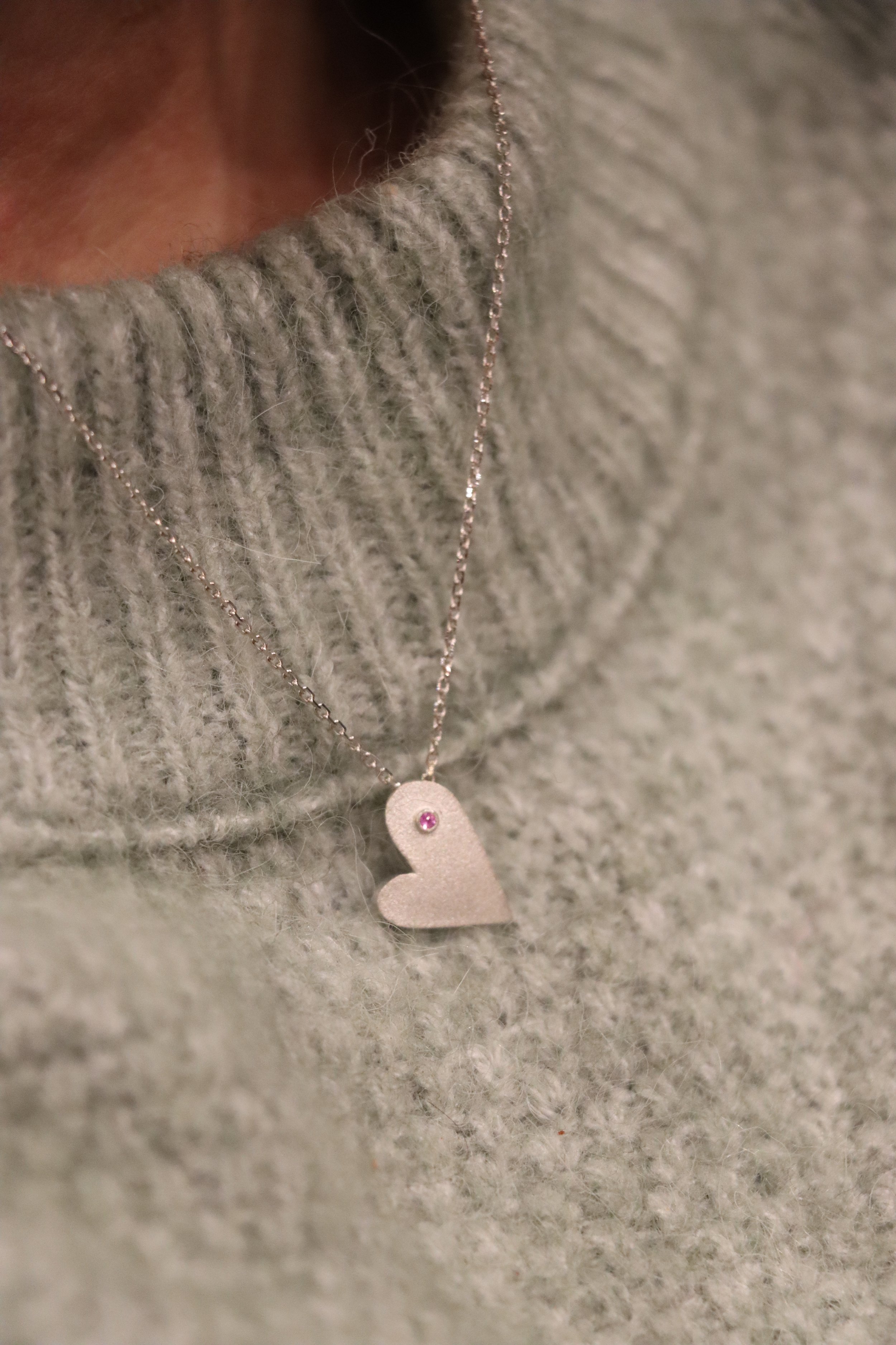 whisker-and-gem-custom-sterling-silver-engraved-luxury-bone-and-heart-whisker-link-pet-tags-personalized-gemstone-made-to-order-pet-jewelry-002.jpg.JPG