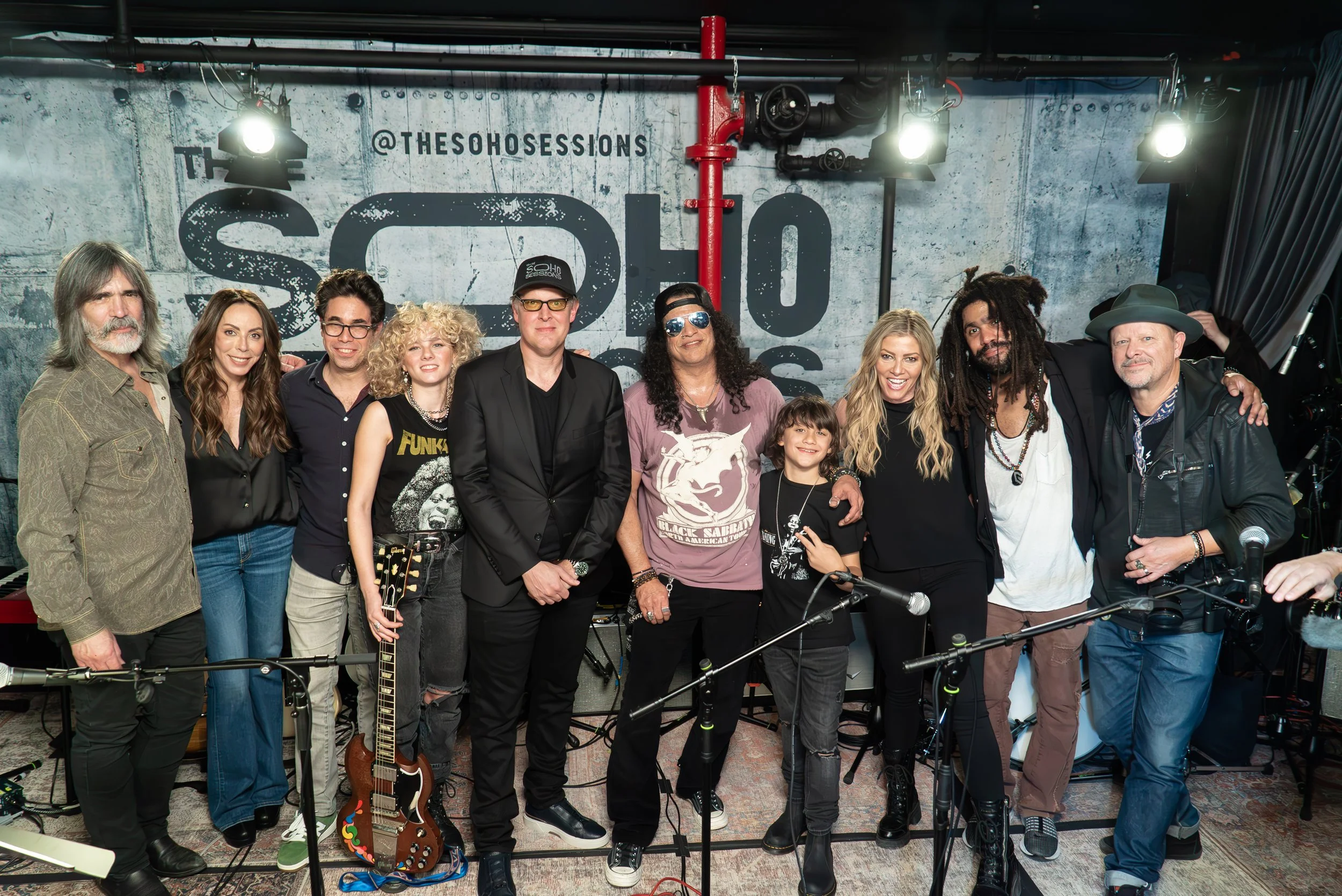 Photo by David Doobinin 