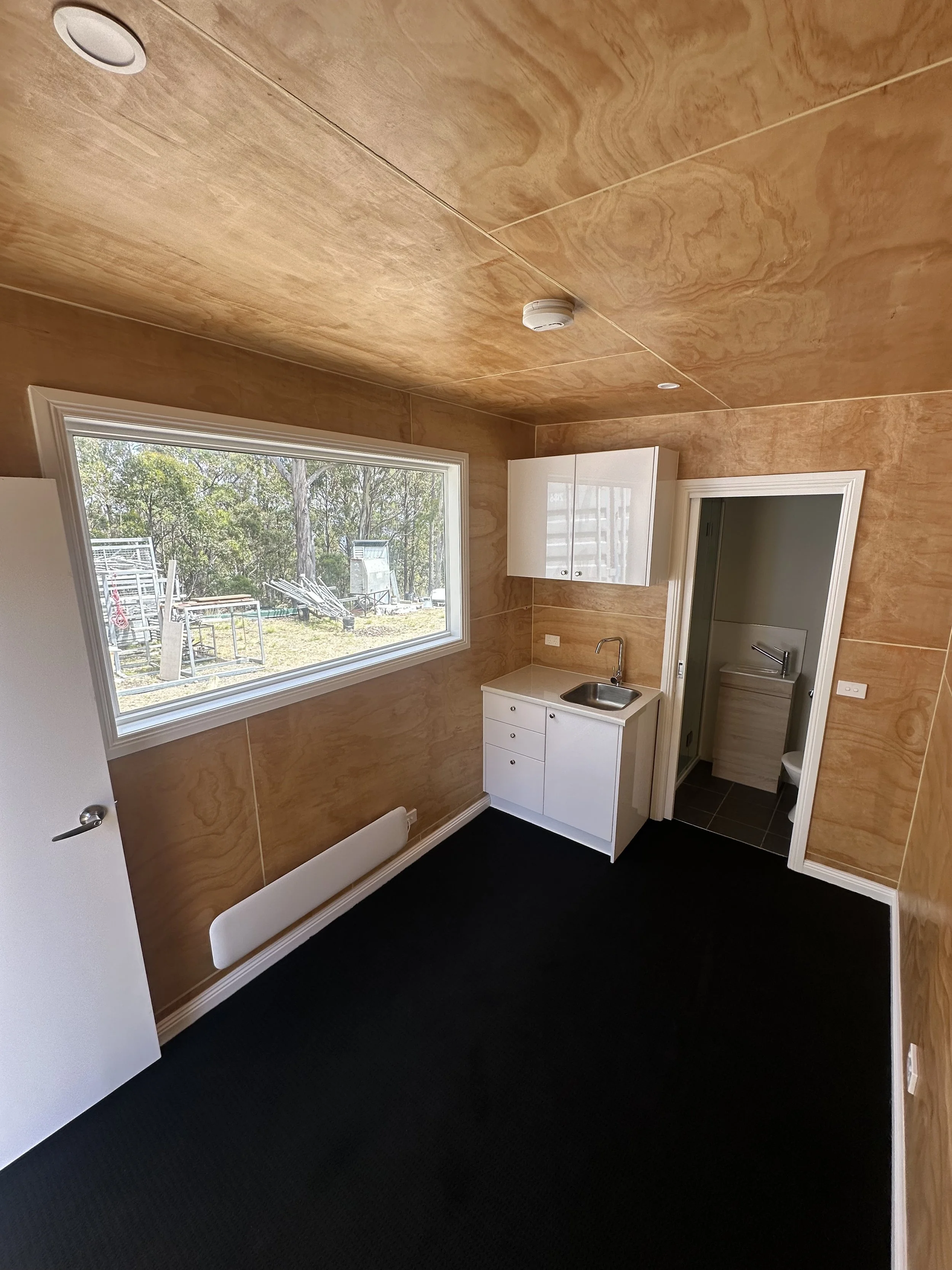 transportable-studio-tiny-home-willbuild-homes-tasmania-interior-main.jpg