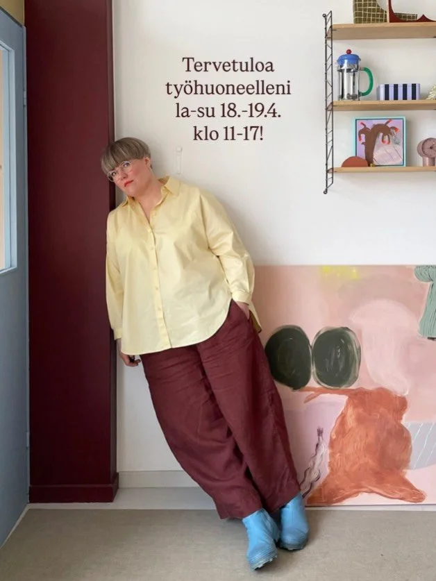 Siit&auml; taitaa olla kymmenisen vuotta aikaa, kun viimeksi osallistuin @taidesuunnistus-tapahtumaan. Nyt kun minulla on t&auml;m&auml; oma pieni Leikkinurkka, niin ajattelin, ett&auml; avaan ovet tulevana viikonloppuna kaikille teille!

Tyohuoneell