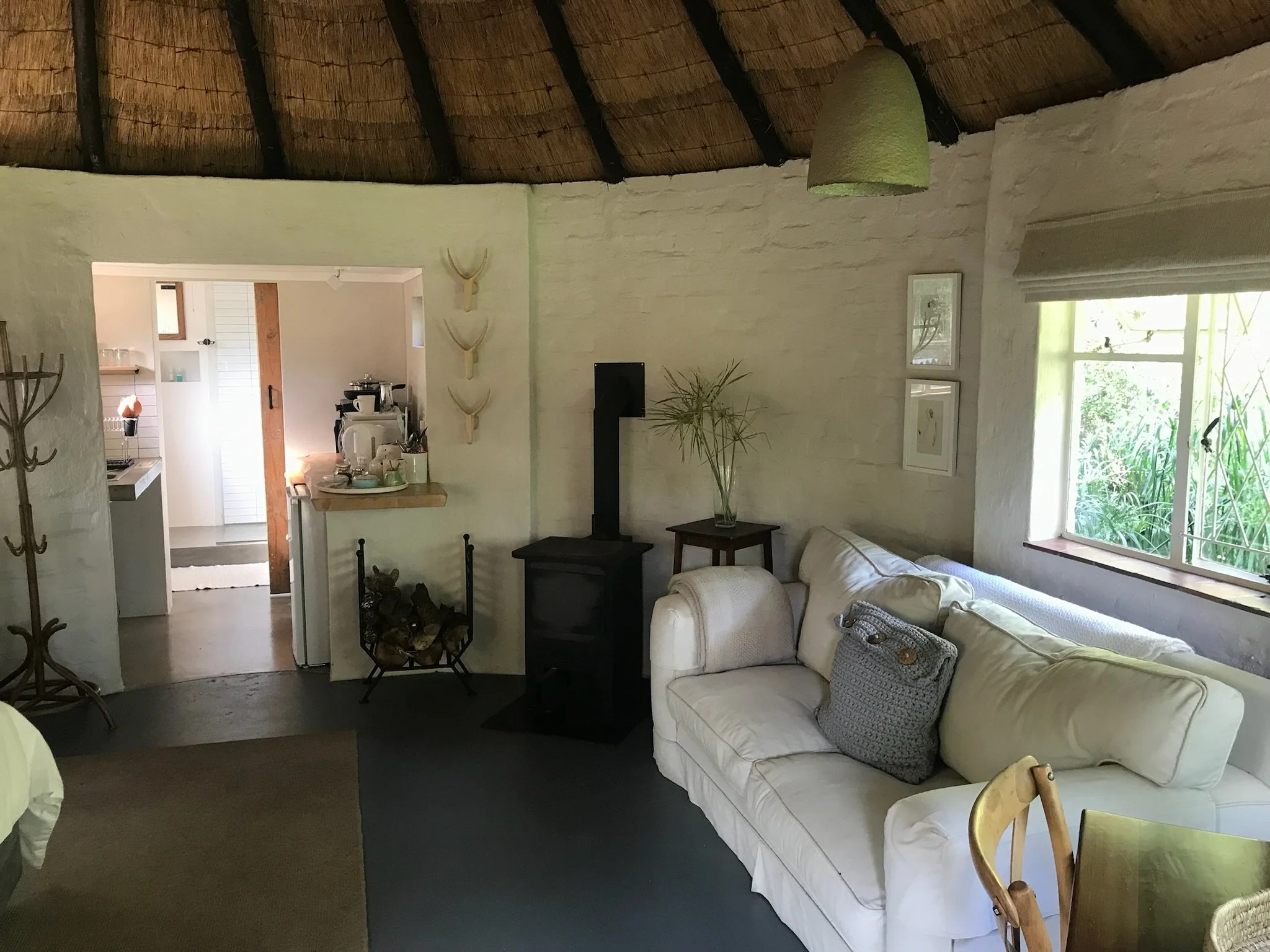 Rondavel_Living Area.JPG