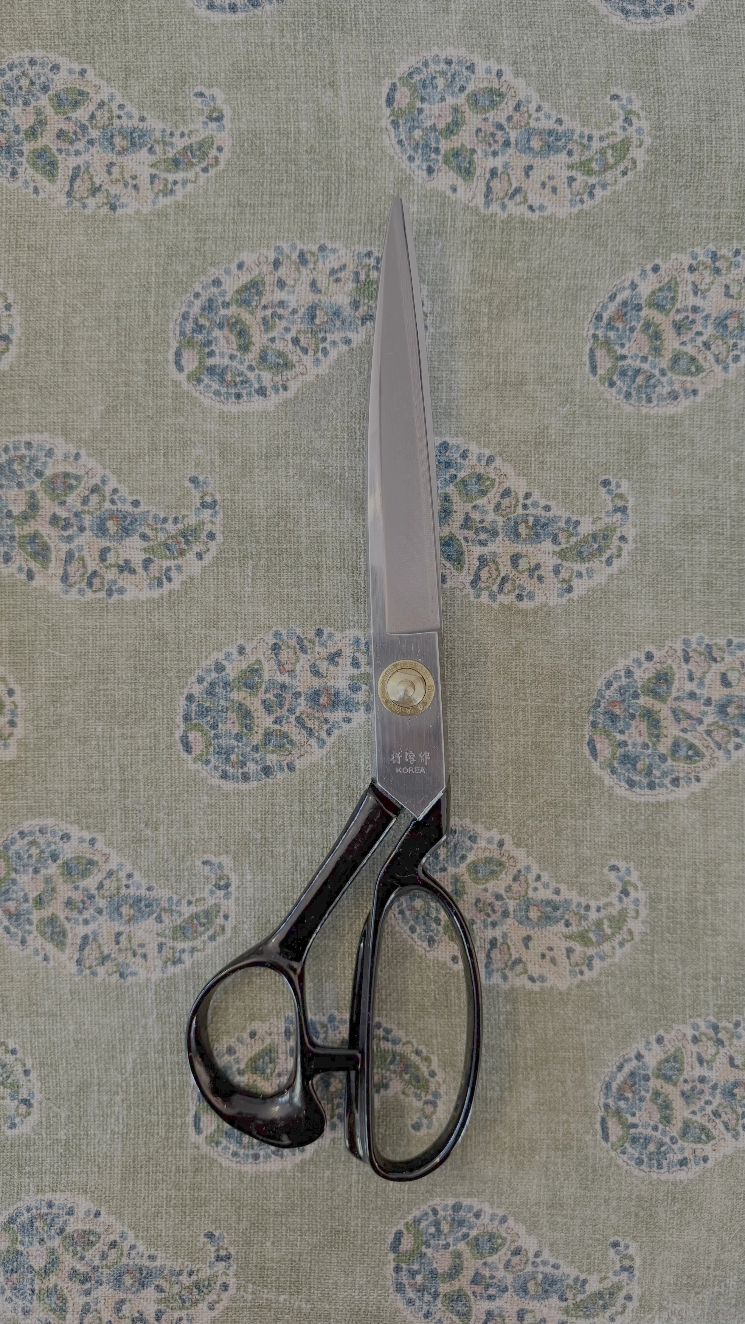 scissor 3.jpg