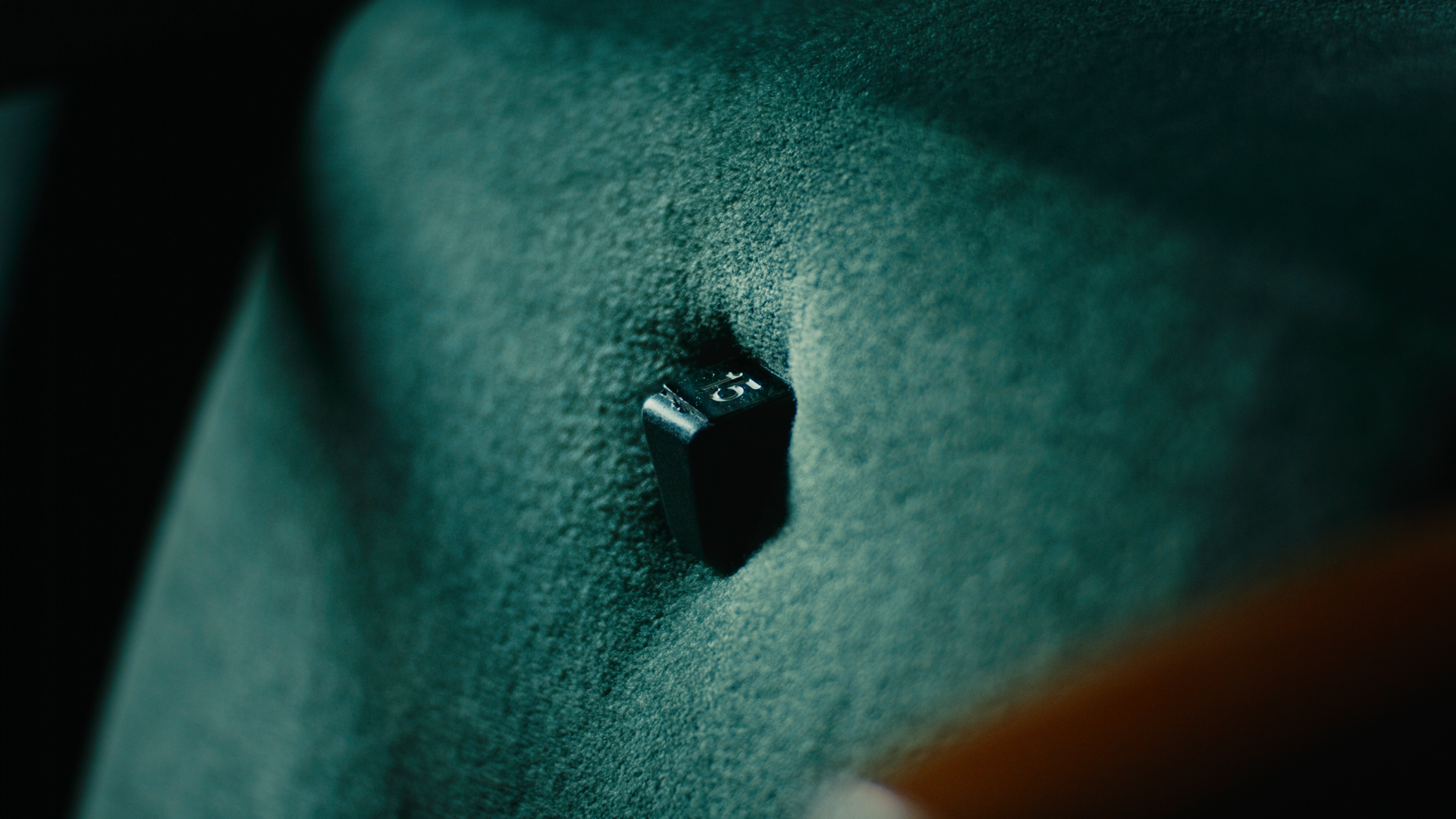 3840x2160-StaatVanHetTheater-FinalAssembly.00_00_13_08.Still007.png
