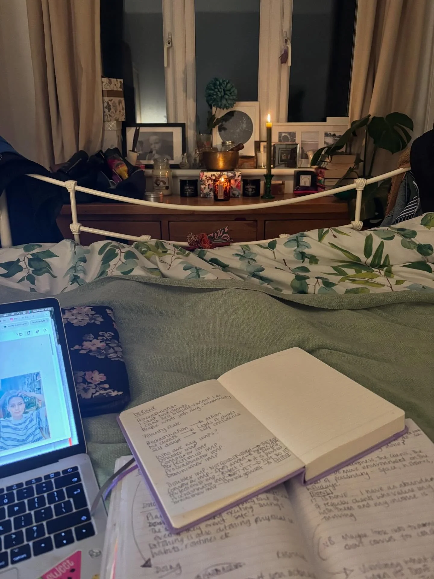 Week 2!

&bull; Planning 2026 with Rapid Tapping&reg; and Pivot into Power&reg; @poppydelbridge 
&bull; treated myself before Xmas&hellip;. LOVE this candle @peacelilylondon 
&bull; Rapid Tapping&reg; with @jofiddy_ 
&bull; Decaff coconut cappuccino 