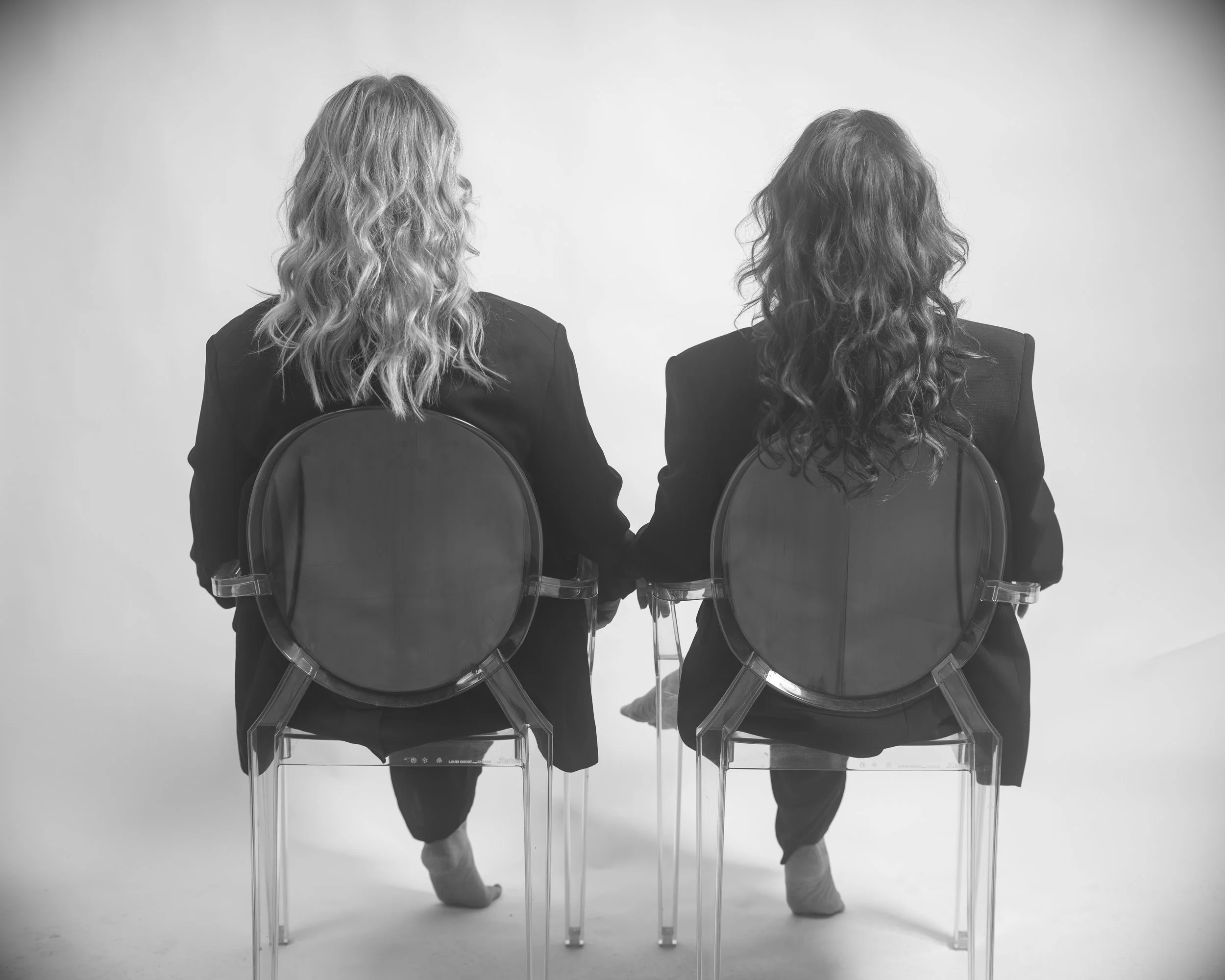 Pia&Tove BW-2.jpg