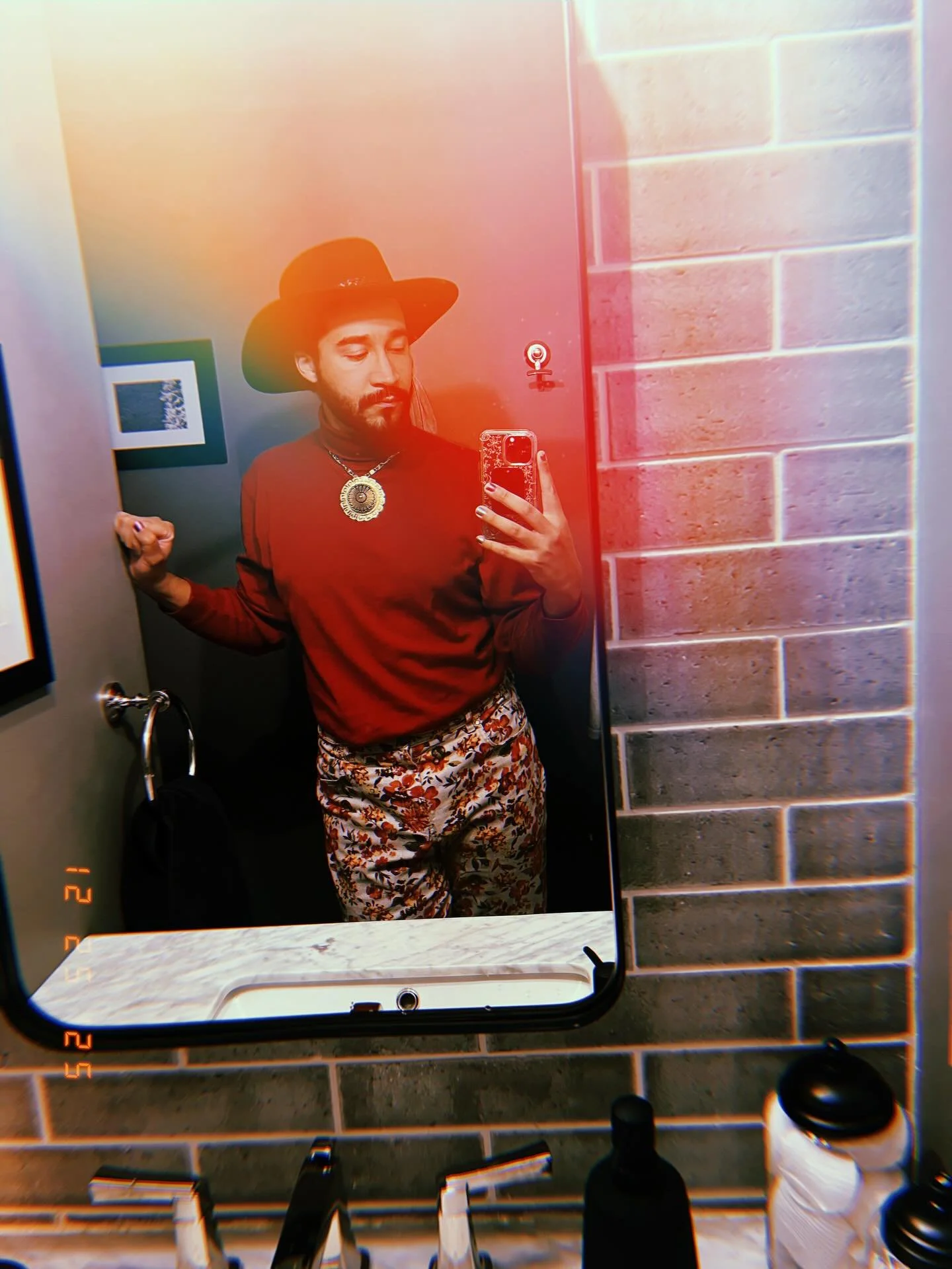 I have so many things I&rsquo;ve done that I wanna post pics of but it all takes work and what&rsquo;s easy rn is Huji pics of my Christmas outfit. 

📸 - my cousin @by_alexys 
🐶 - BMO