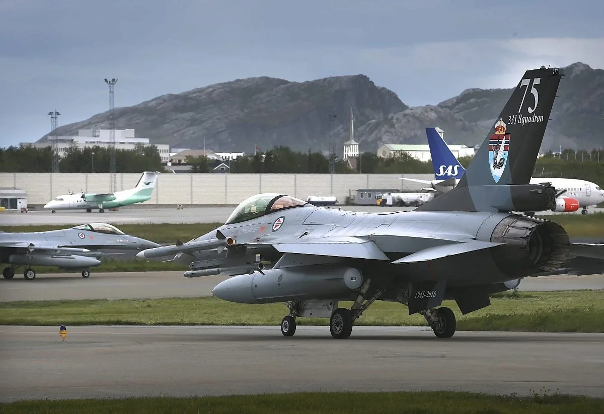 Foredrag med Per Erik Solli: Flybyen Bodø 1919 - 2029