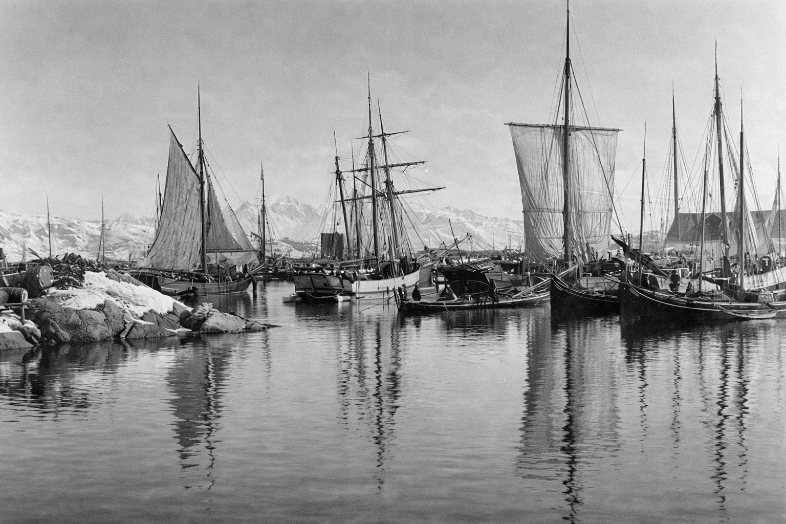 Historisk onsdag: Jektefart og kystkultur i nord og vest