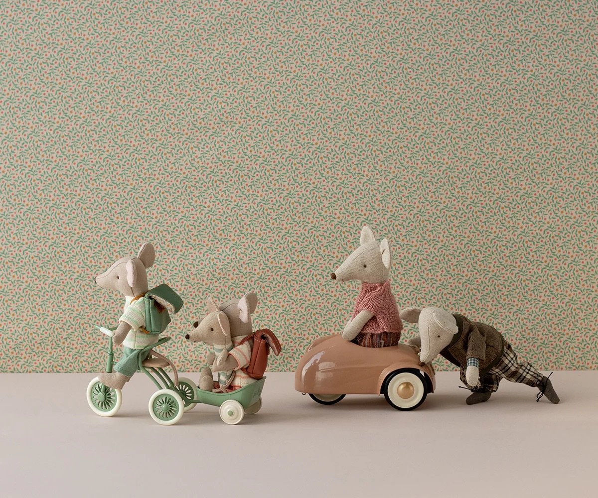 mouse-car-dark-powder.maileg-poimia-store2.jpeg