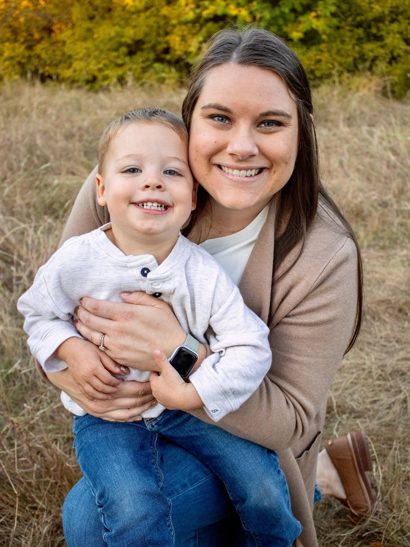 This is one amazing mama! It was so much fun photographing this sweet family. They make it so fun and easy!