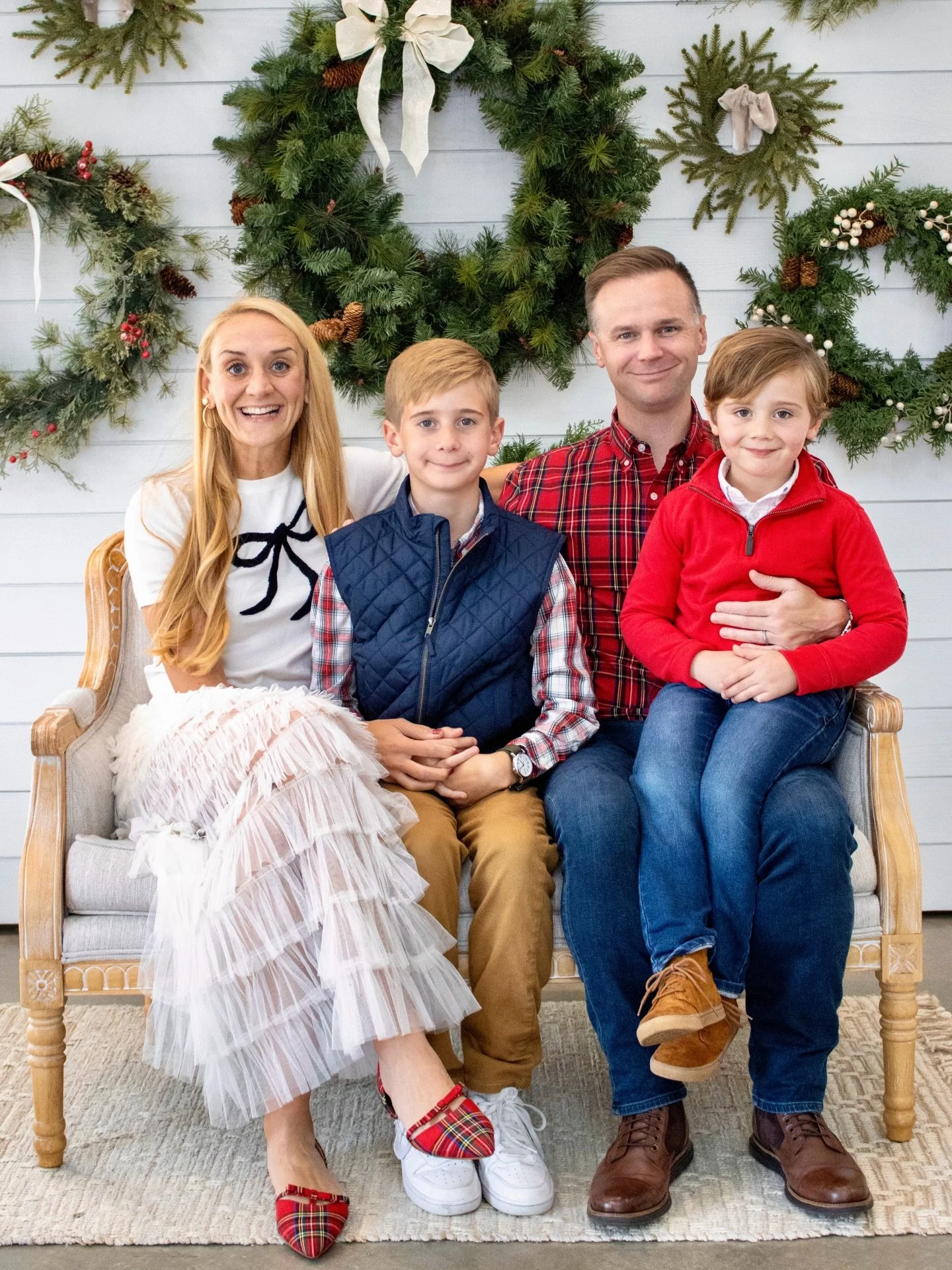 It&rsquo;s Christmas card season!!

#christmas #familyphotos #makenzirobertsphotography #lemondropstudios #planotx #mckinneytx #northtxweddingphotographer