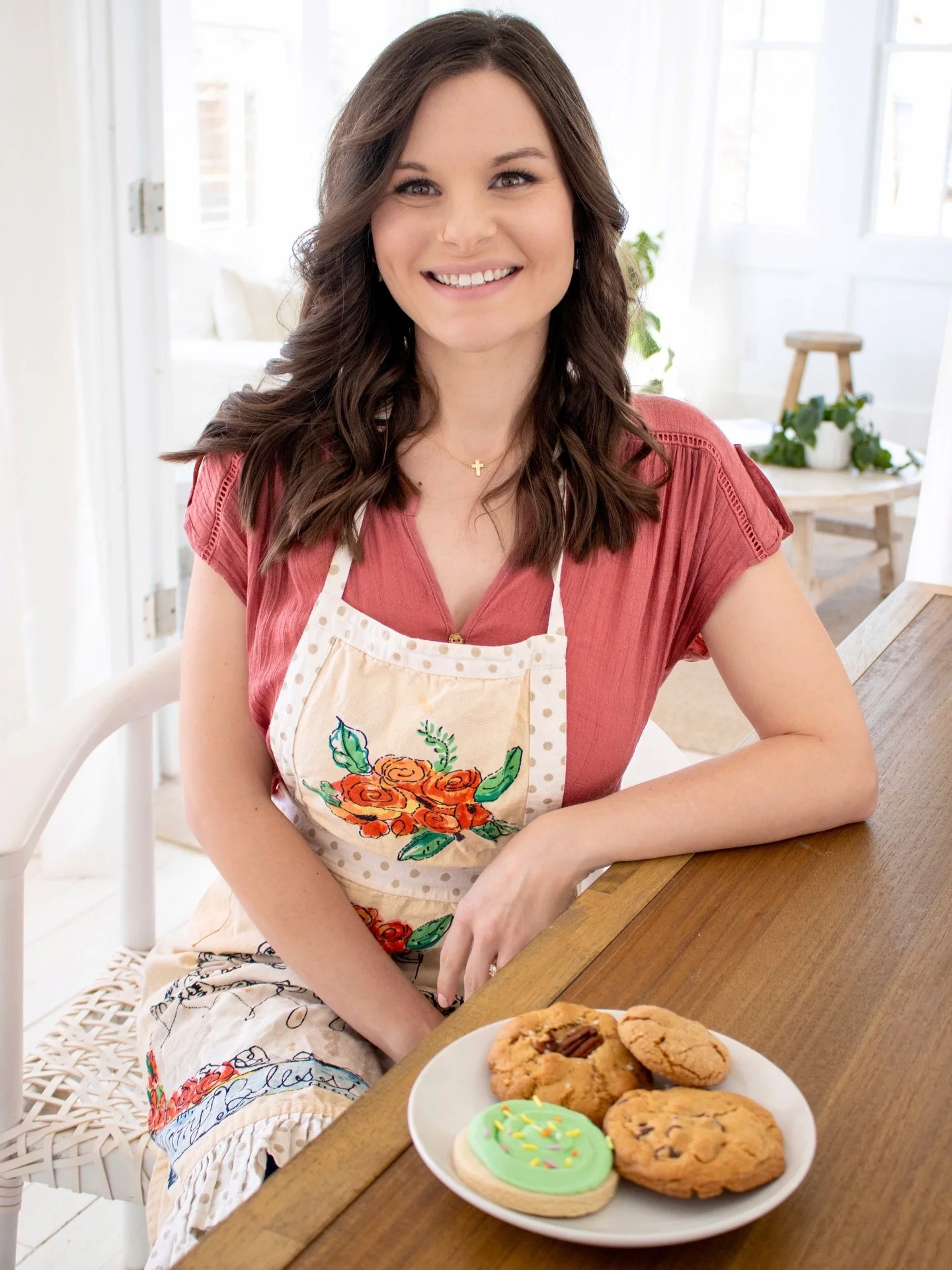 What an incredible day photographing the lovely @graciouslygfree! If you need an incredible gluten-free baker, she is your gal! I wish you could smell these photos&hellip; 😋