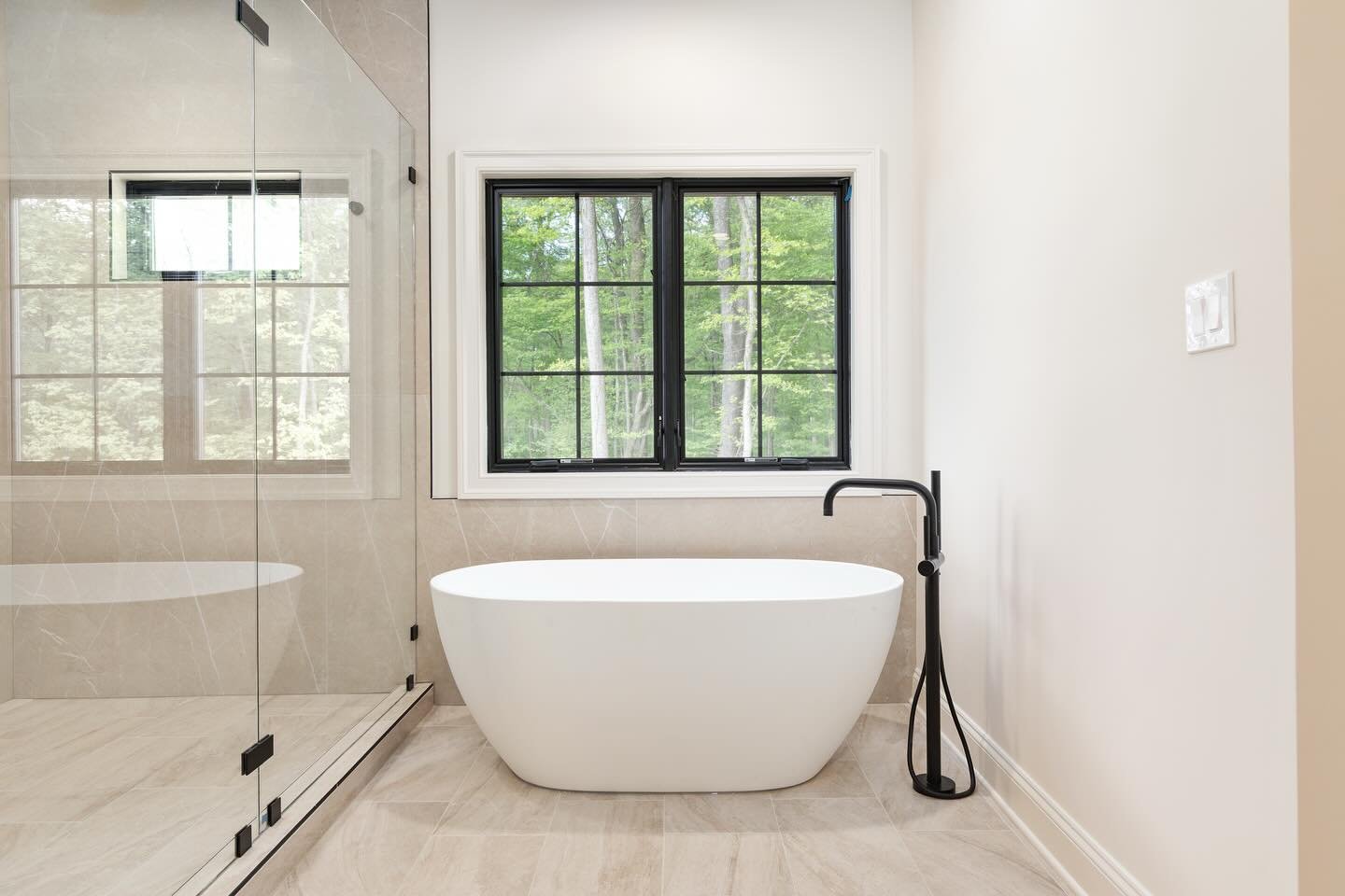 Part II pics from our latest custom build! A stunning primary suite with his and her custom closets and a gorgeous luxury bath, four other beautiful guest bathrooms and a basement bar perfect for entertaining! 

@absolute.altitude 

#winchesterva #wi