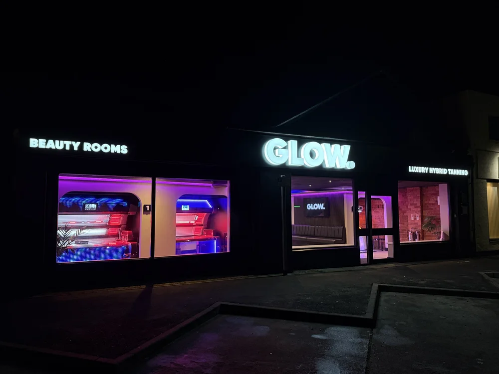 GLOW. salon