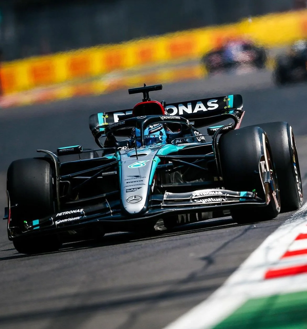 Mexican GP : Russell leads the start of the weekend