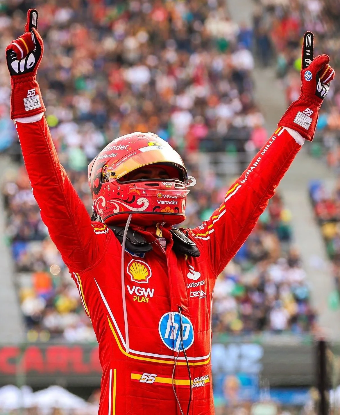 Carlos Sainz wins the Mexican Grand Prix 