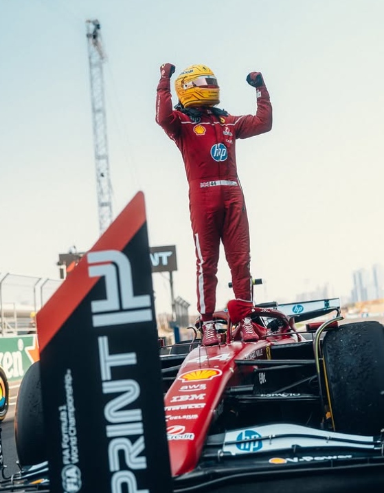 Lewis Hamilton takes his first victory with Ferrari in the sprint race