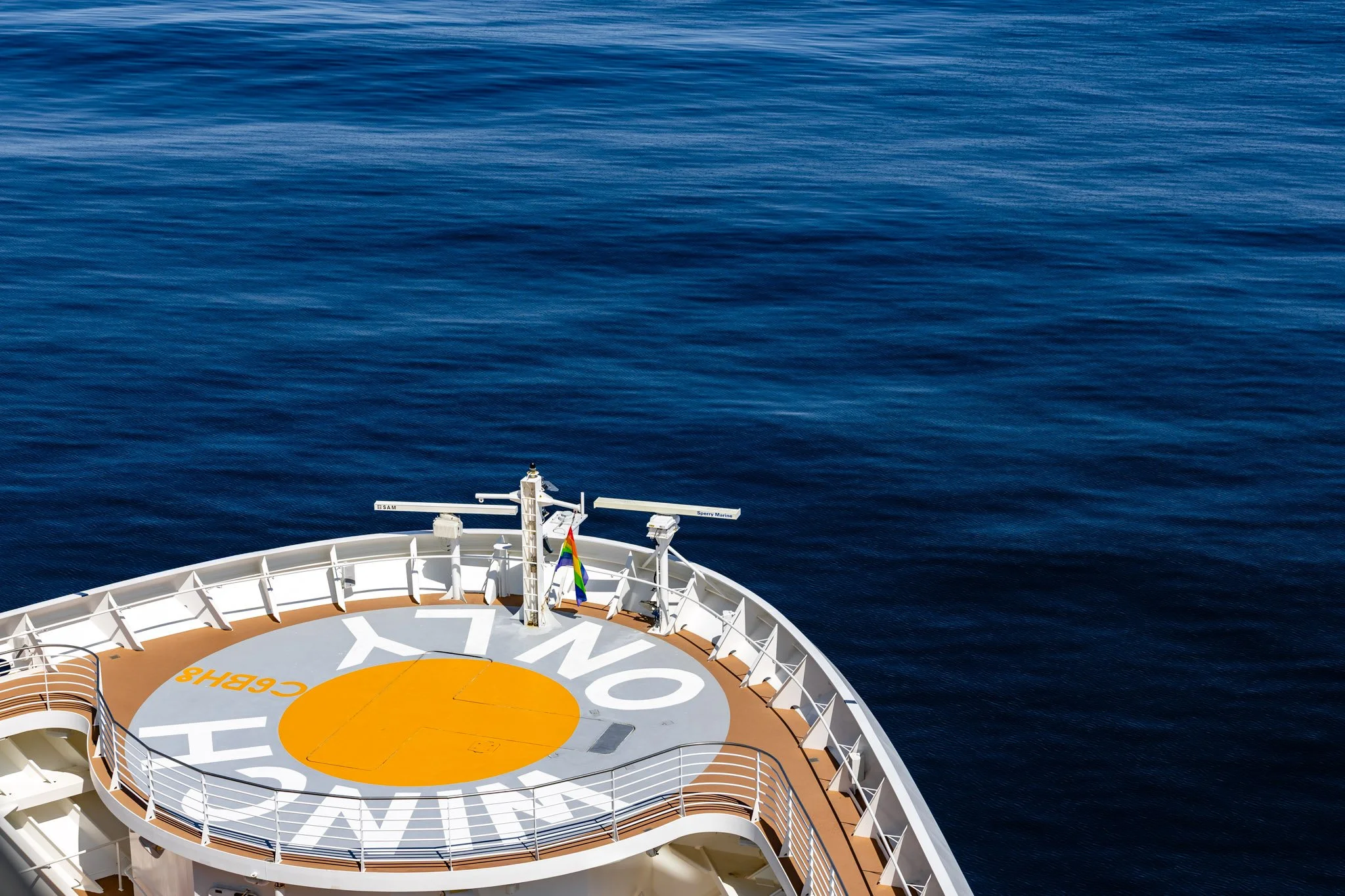 Cruise ship + expeditions-211.jpg
