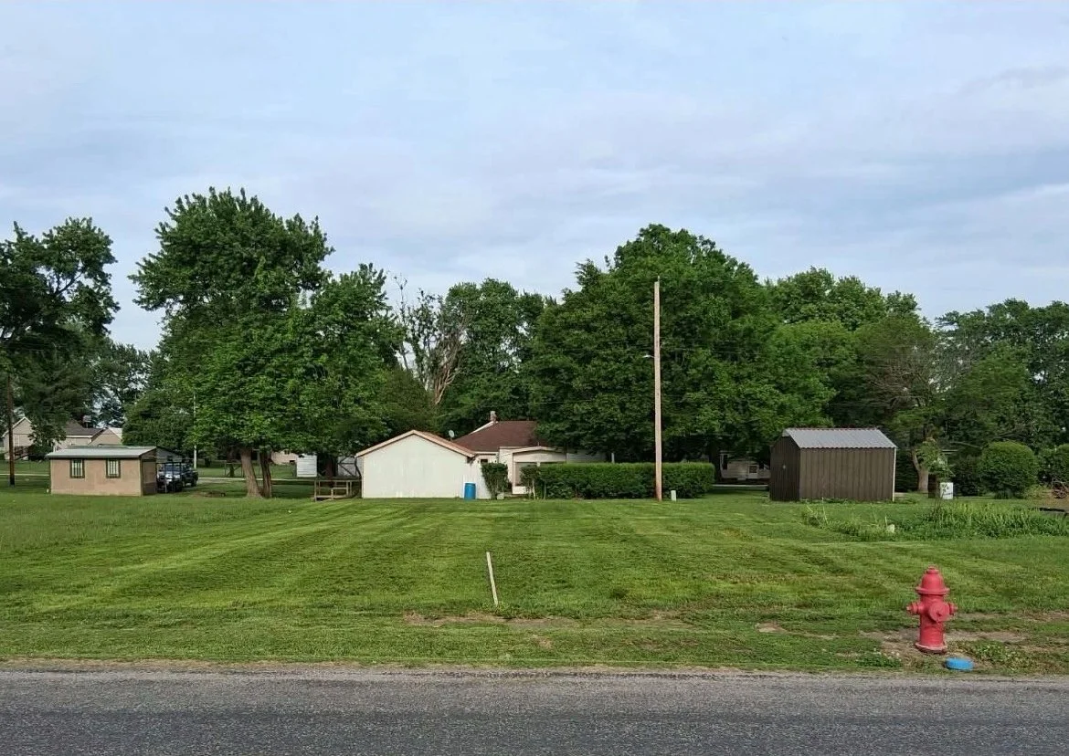 Gillespie St Wilsonville 42627pic.jpg