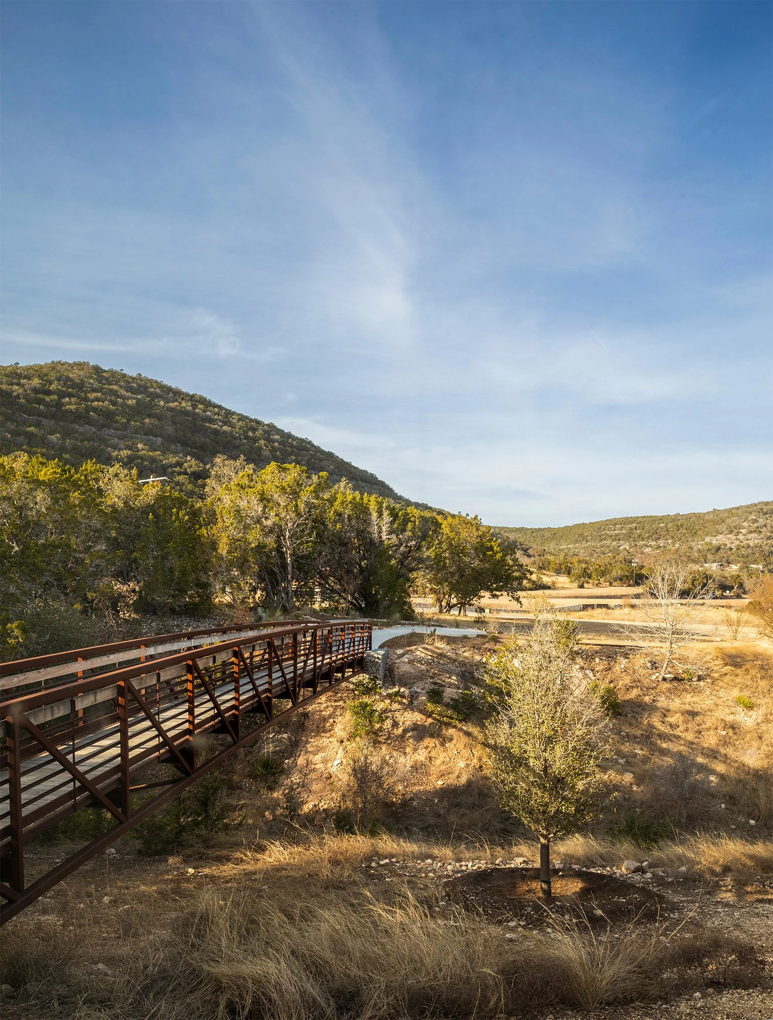Mark-Richardson-Architects-Frio-Retreat-Leaky-Texas-Canyon-14.jpg