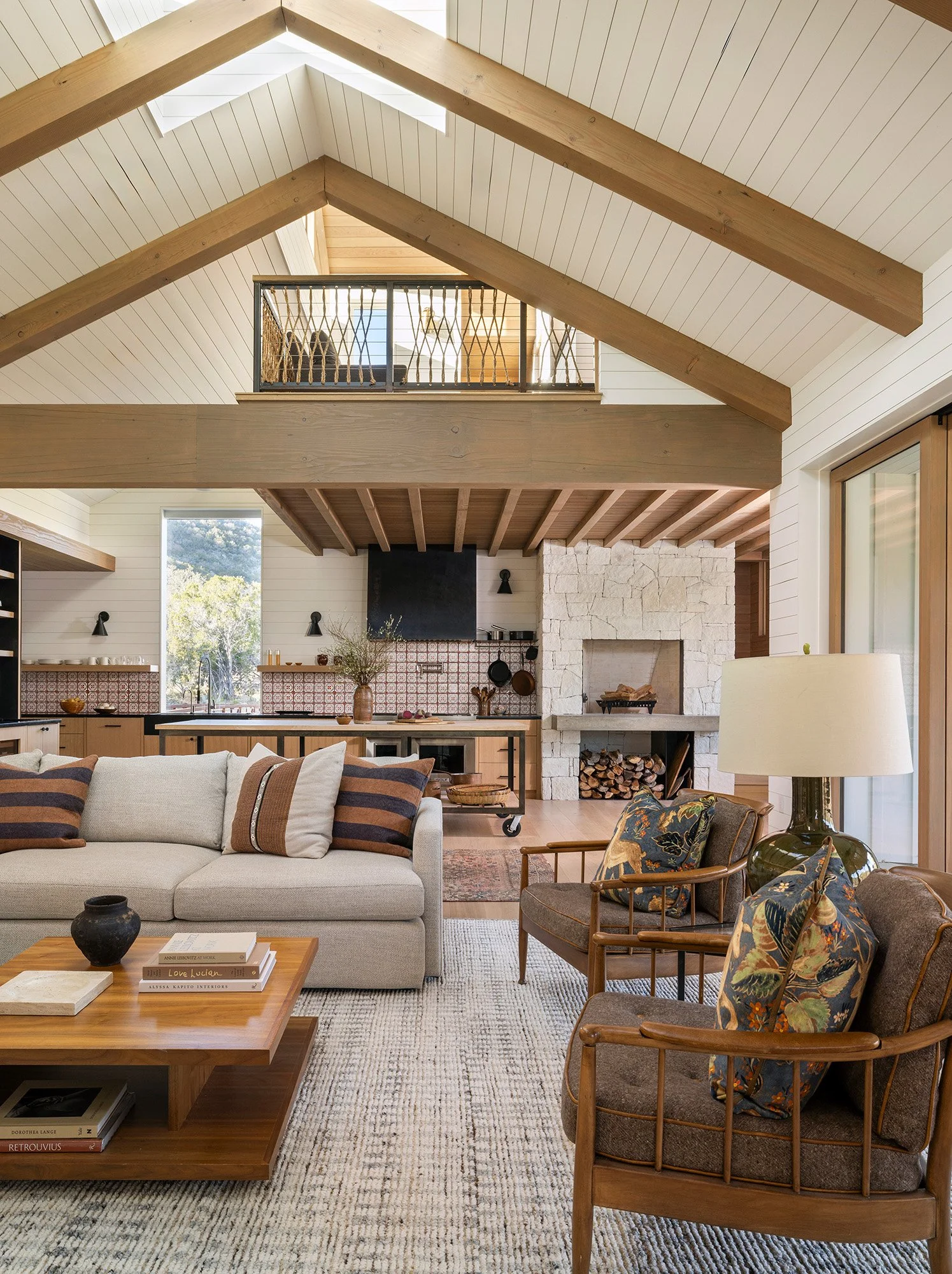 Mark-Richardson-Architects-Frio-Retreat-Leaky-Texas-Canyon-05.jpg