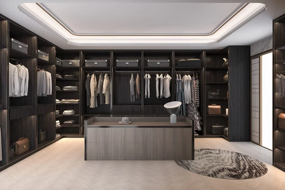 Walk-in-Closets-Wood.jpg