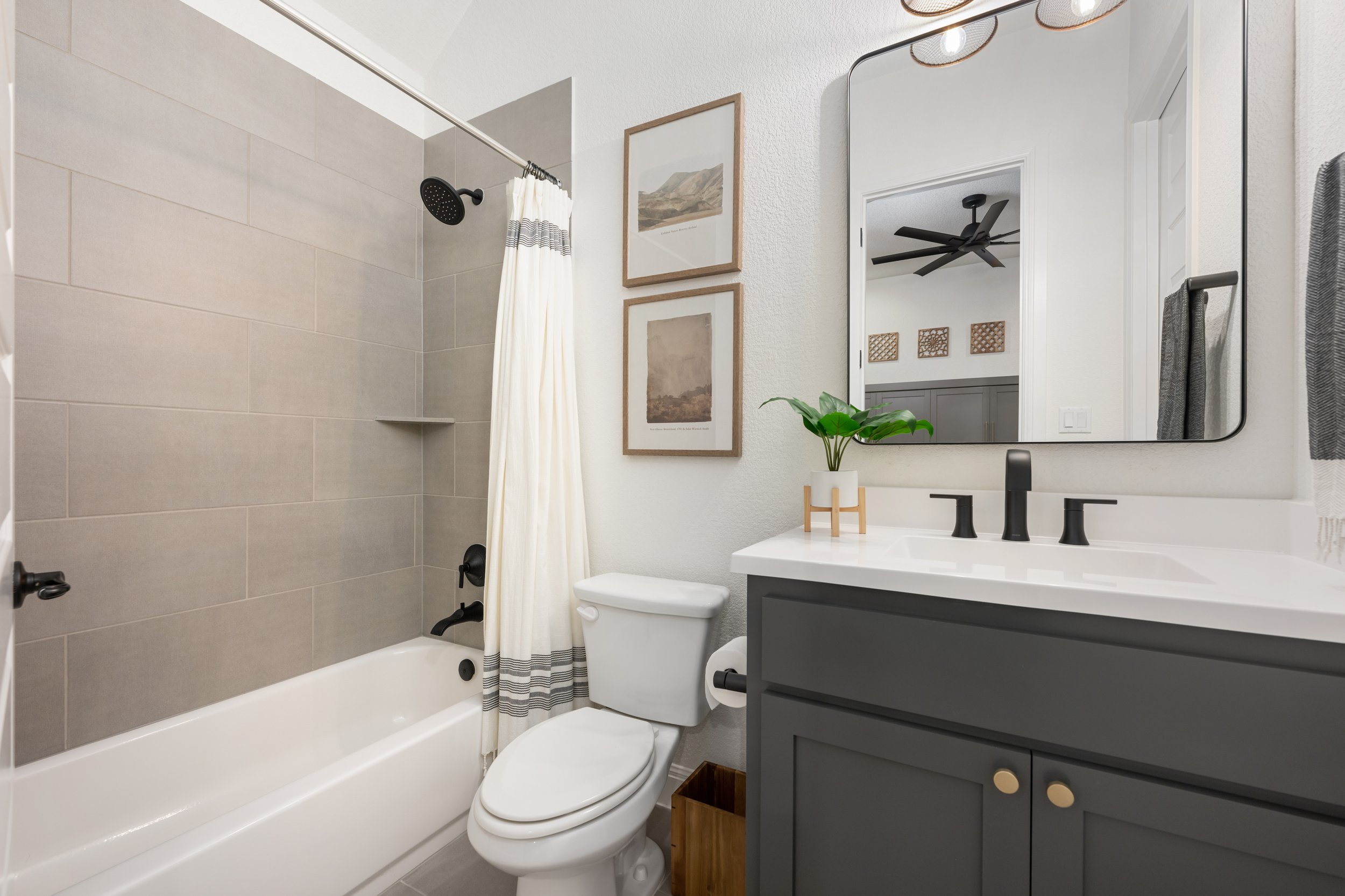214 Gulfton Street_DSP_044.jpg