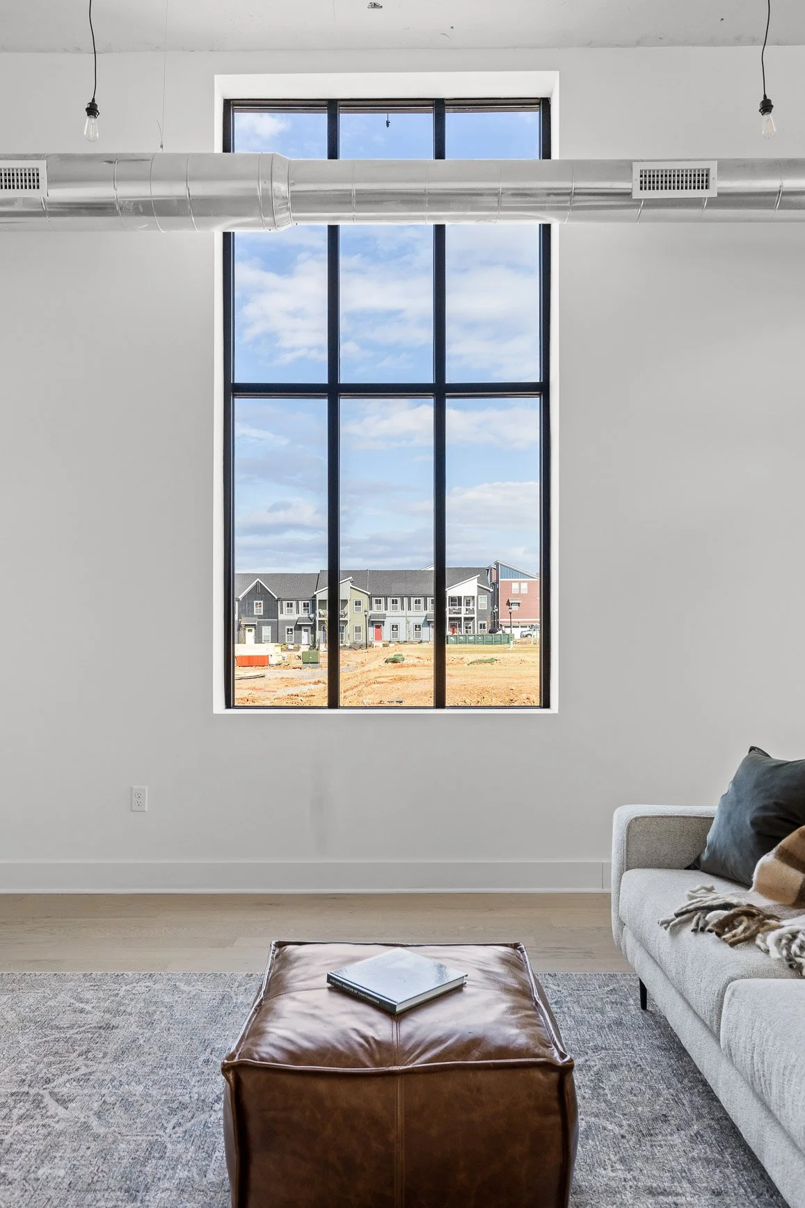 65-Studio Condo-6.jpg