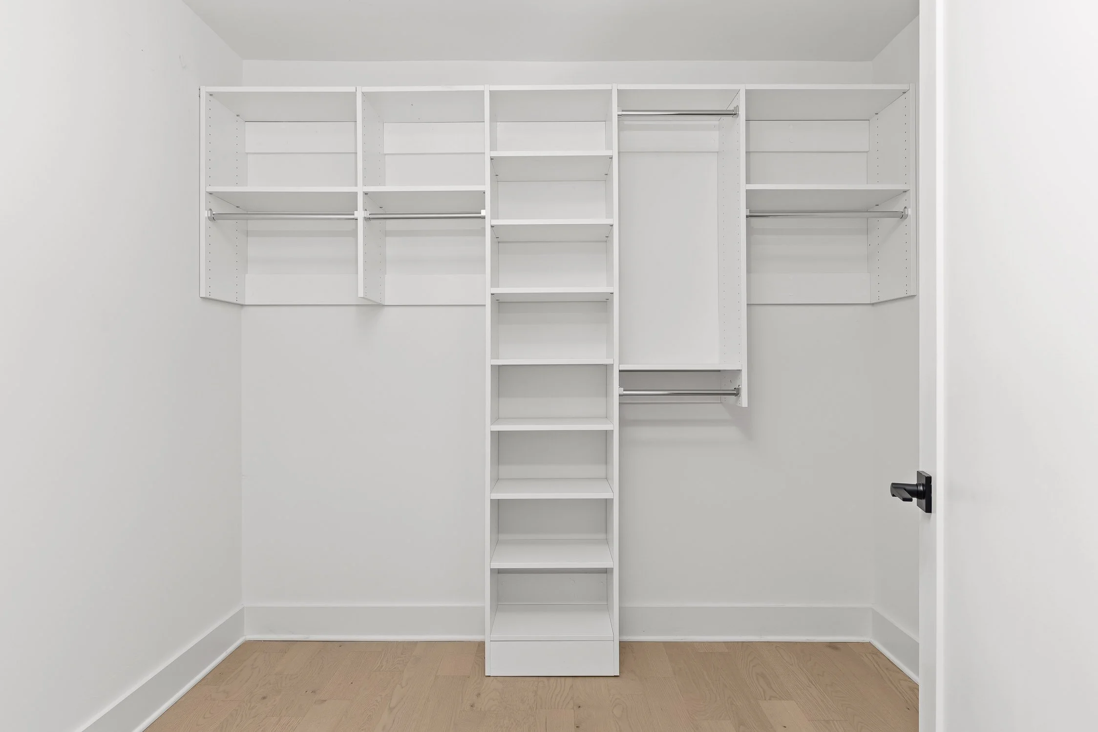 55-Studio Condo-21.jpg