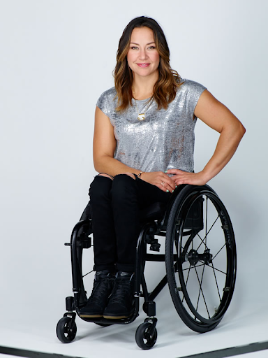 Alana NicholsParalympian | Wheelchair Basketball + Alpine Ski RacingLinkedIn | Website | @alanathejane