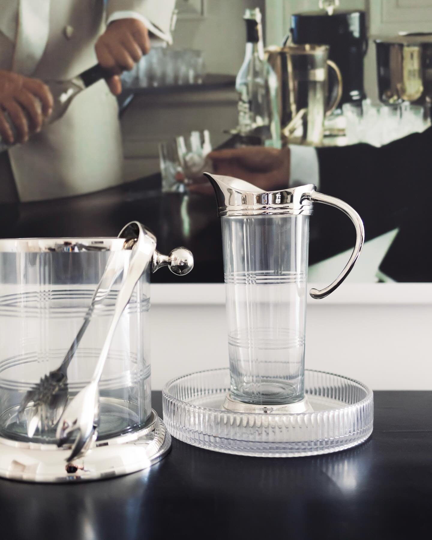 Valentine&rsquo;s: sorted 🥂🍇

All our apartments are considerately furnished by N.J. Homes, with enough beautiful tableware for you &amp; your guests to indulge.

Share the love today with the talented N.J. Homes team &amp; indulge in their beautif